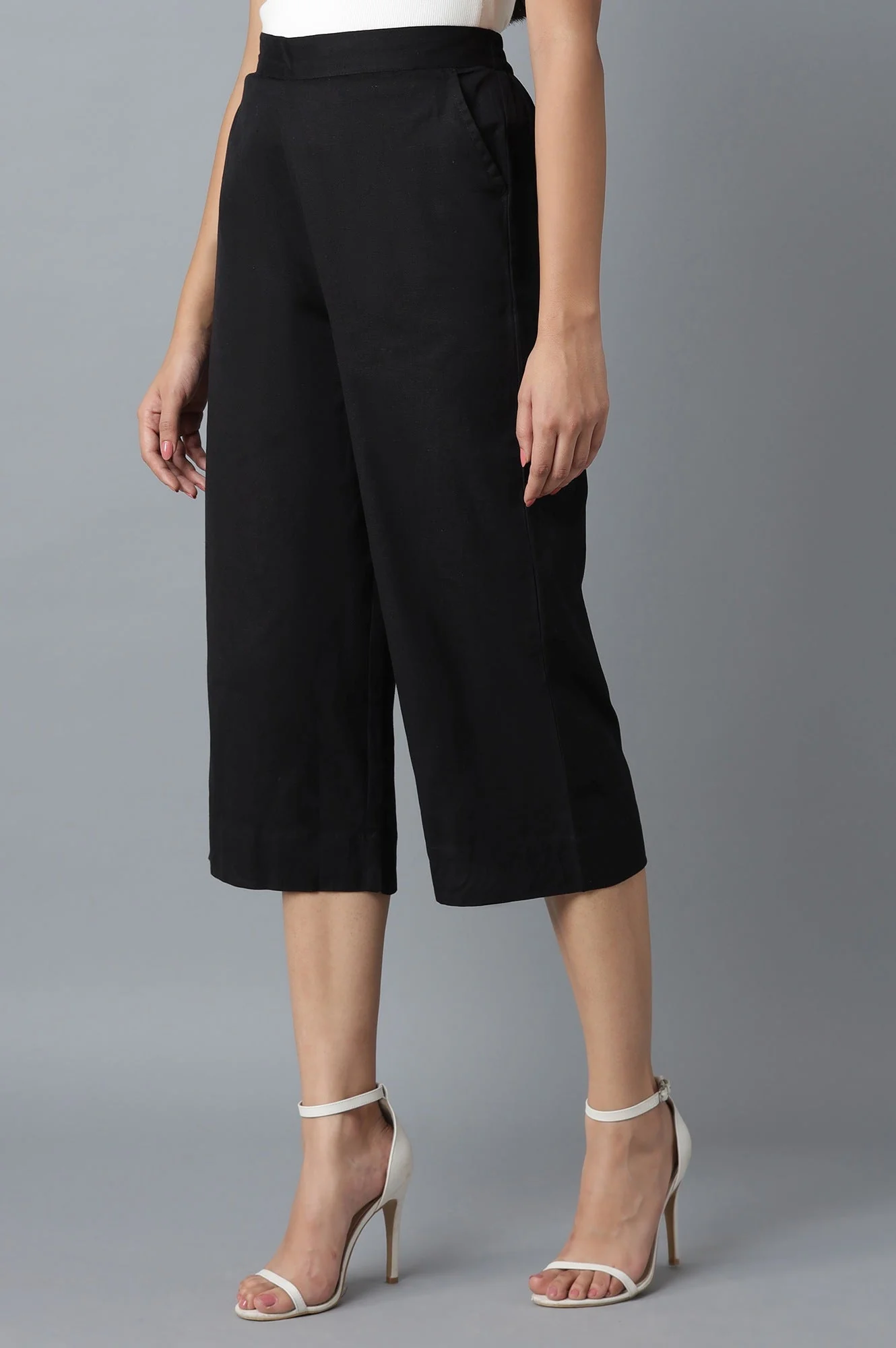 Elleven Women's Black Solid Straight Fit Cotton Culottes With Elasticated Waist - Image 3