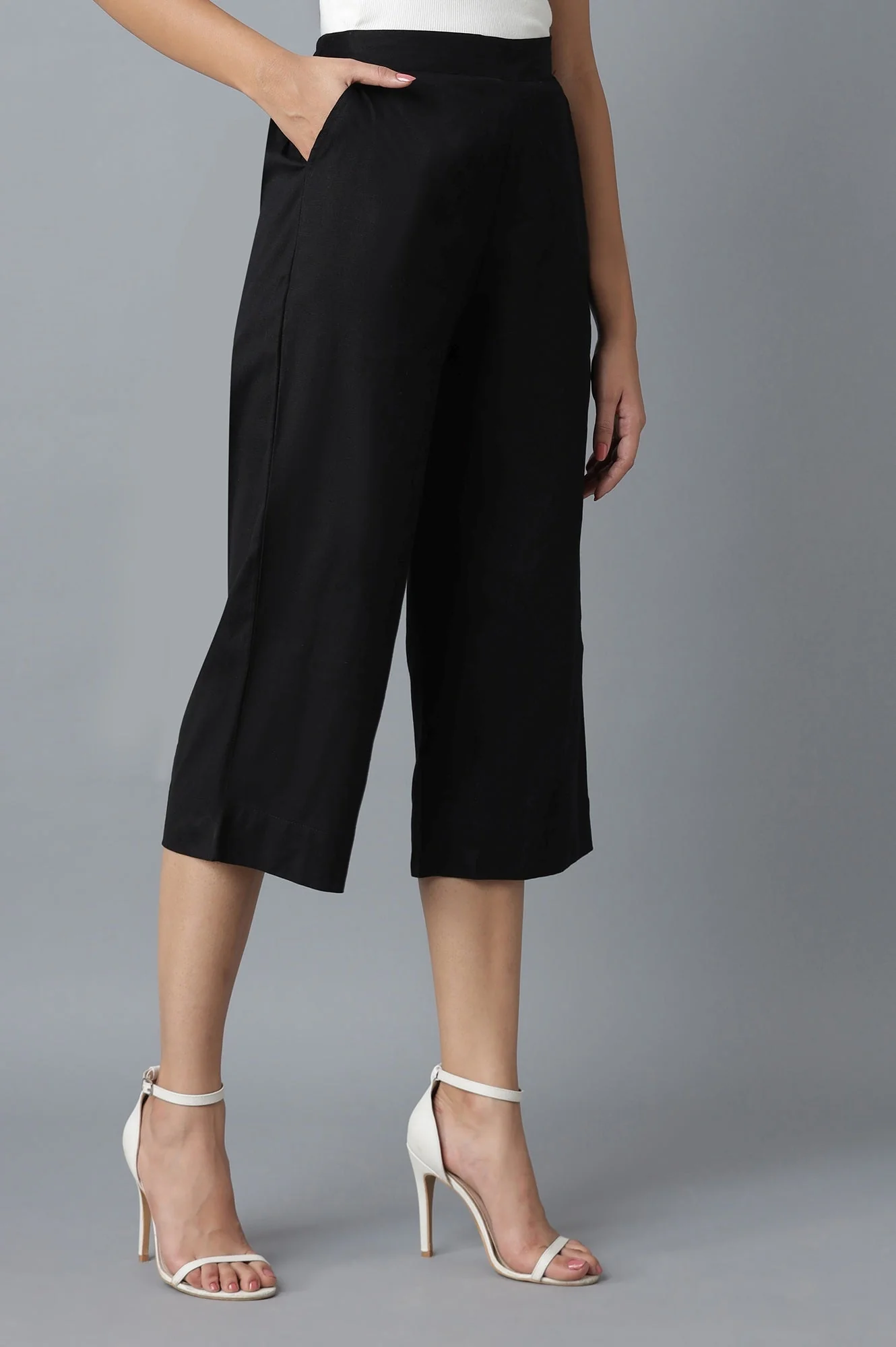 Elleven Women's Black Solid Straight Fit Cotton Culottes With Elasticated Waist - Image 4