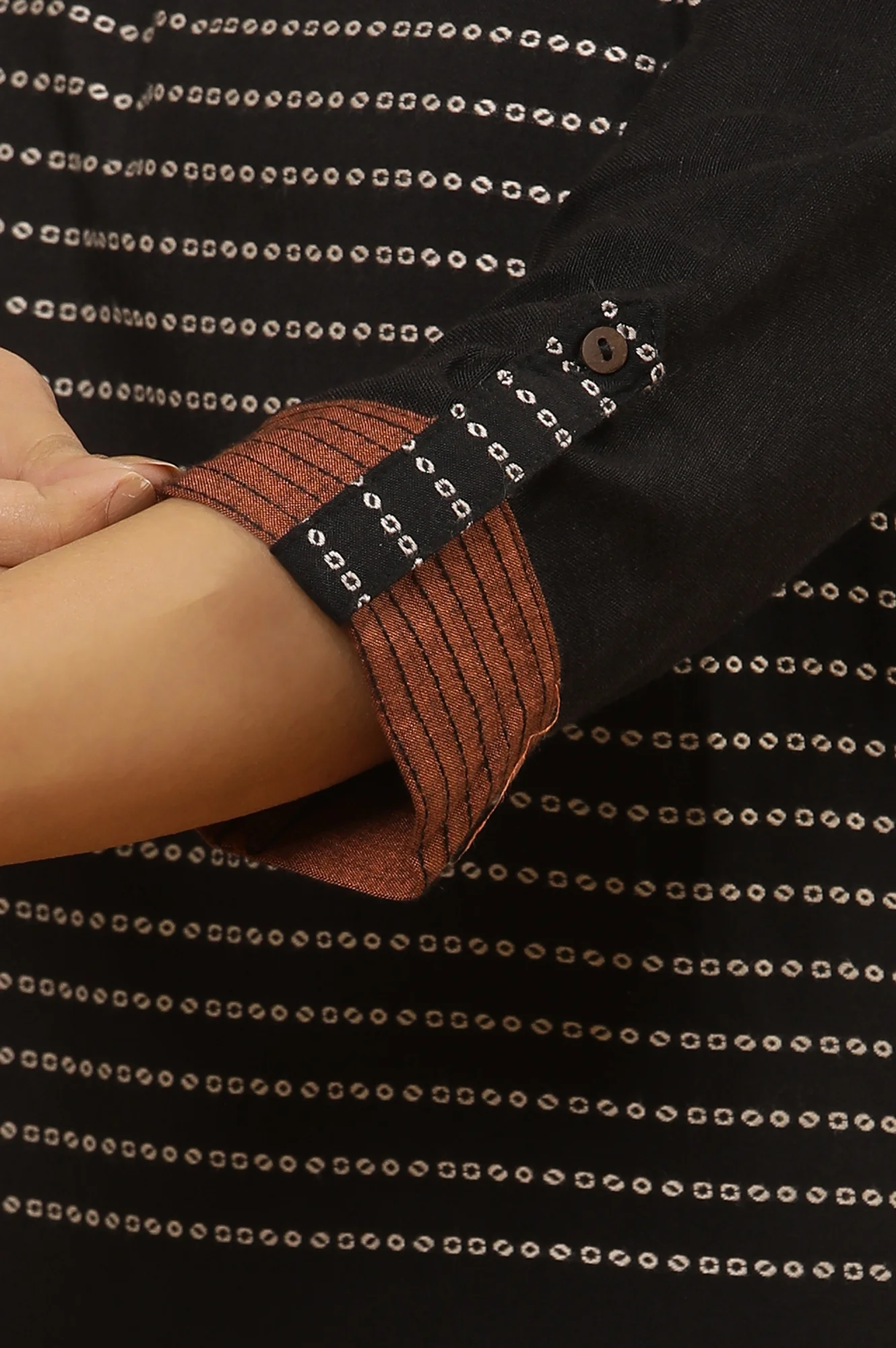 Black Dobby Colourblock Kurta And Tights Set - Image 7