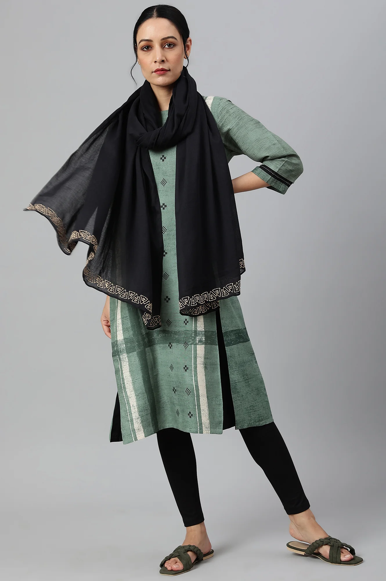 Black Embroidered And Patti Detail Dupatta - Image 2