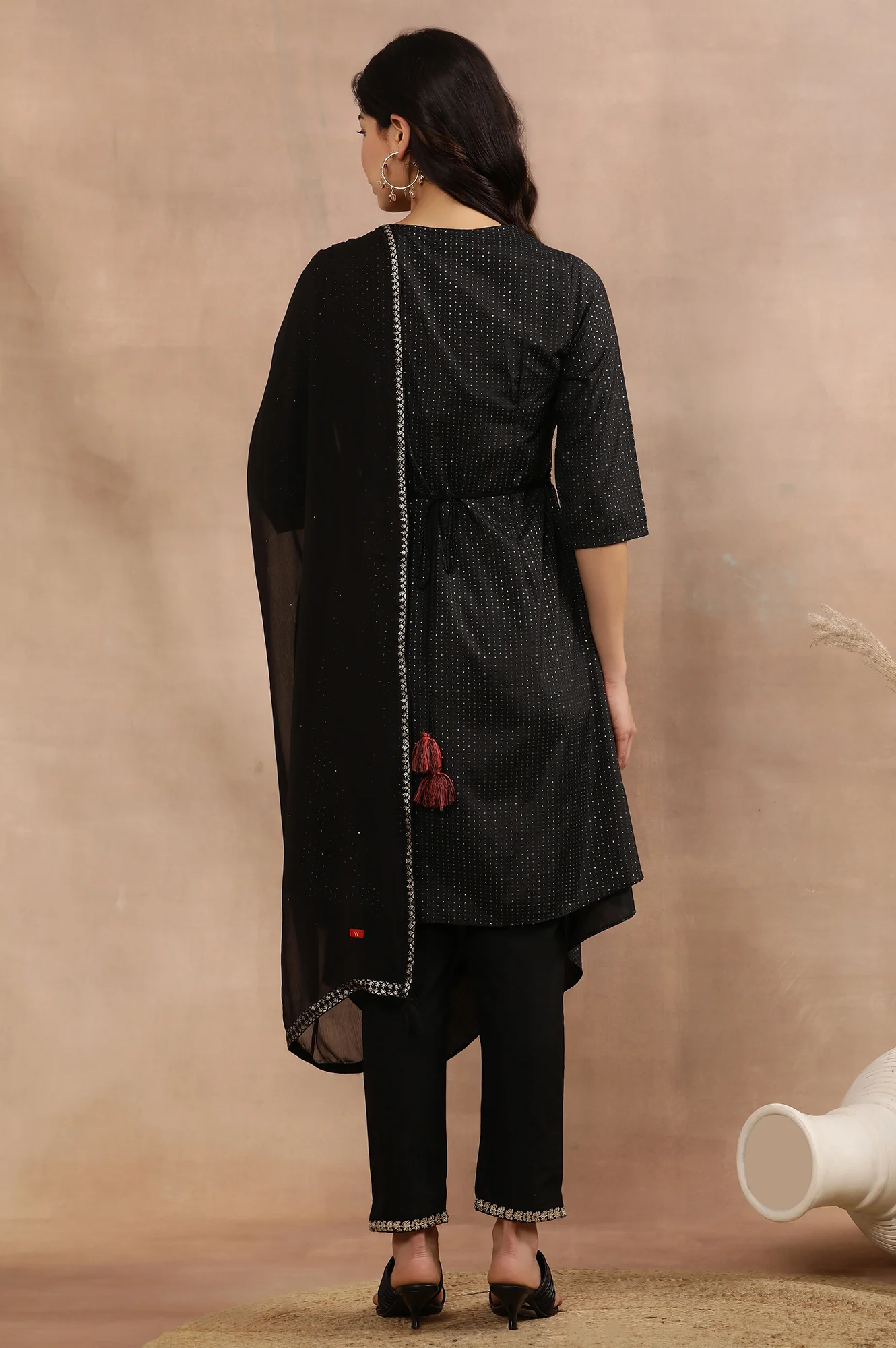 Black Embroidered Asymmetrical Kurta, Pants And Dupatta Set - Image 4