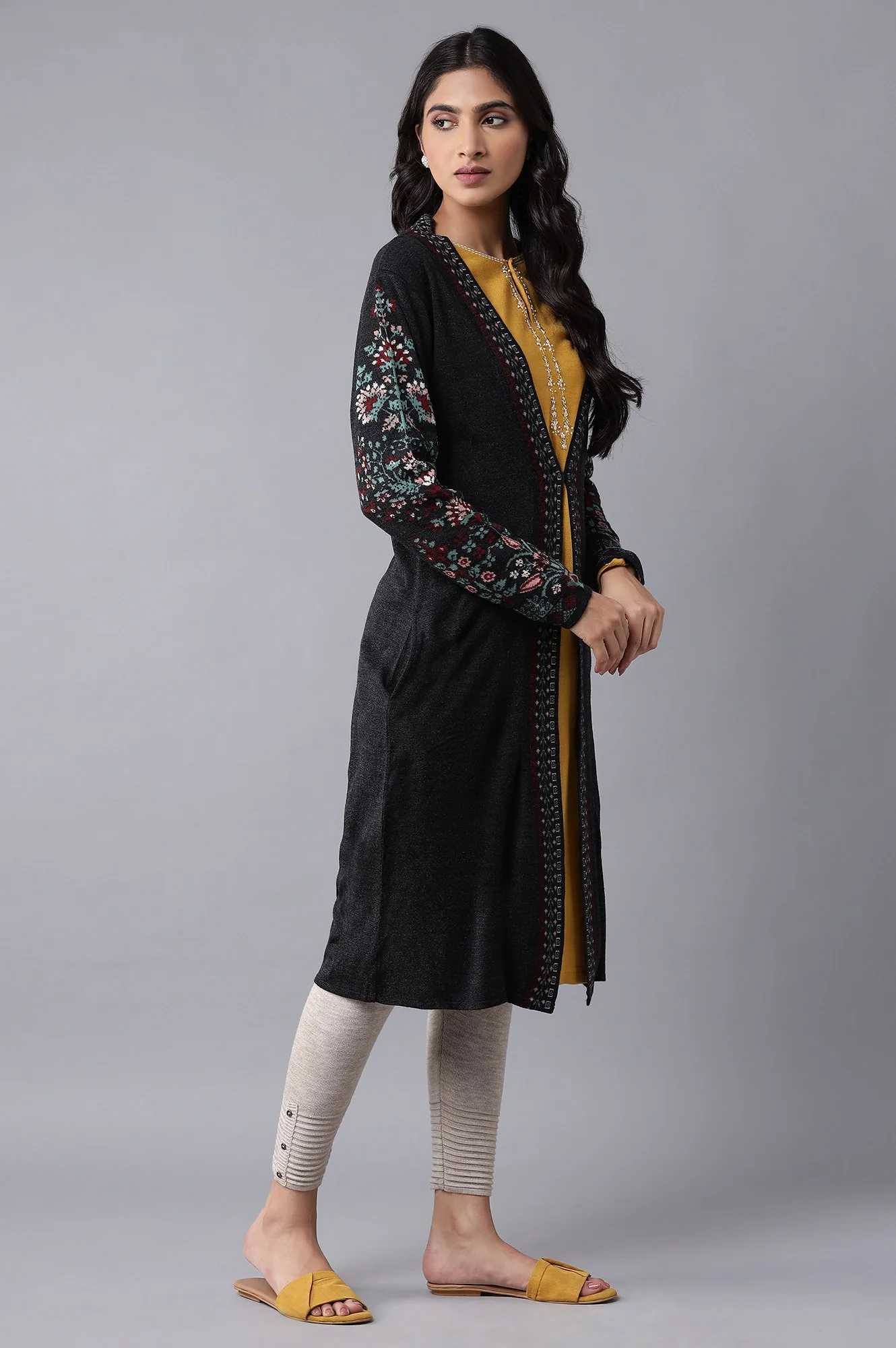 Black Front Open Cardigan - Image 4
