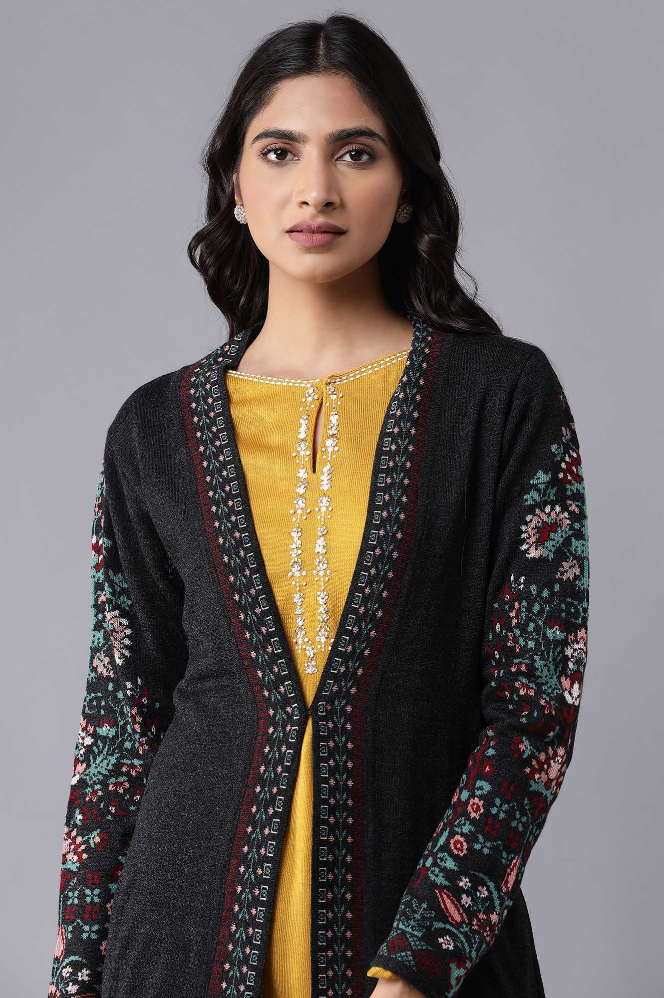 Black Front Open Cardigan - Image 5