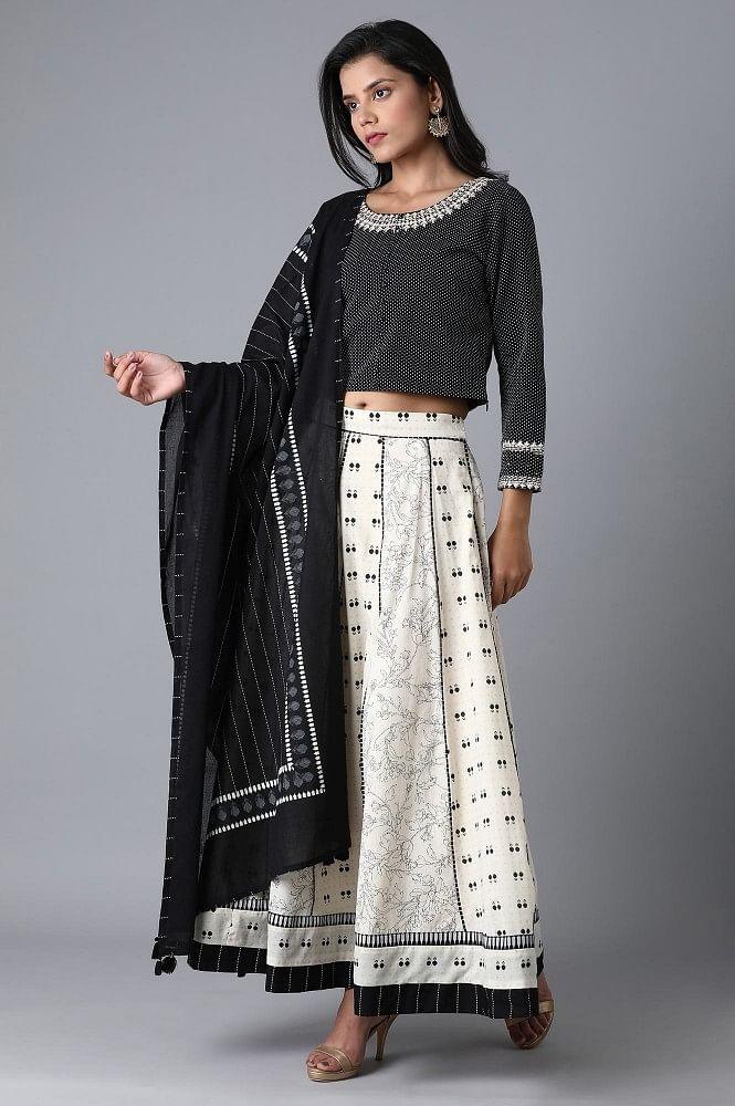 Black Polka Dobby Crop Top - Image 5