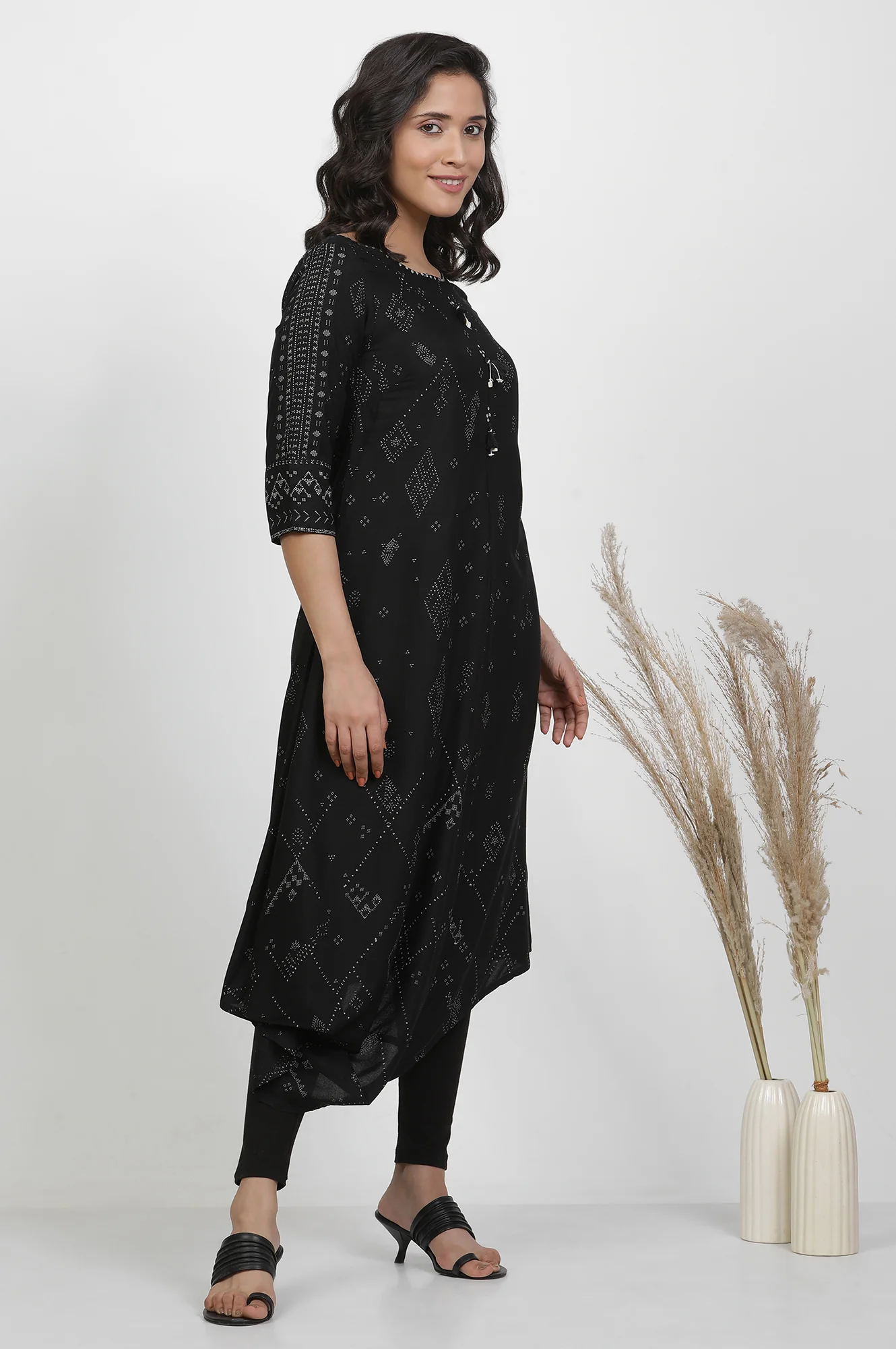 Black Printed Kurta With Cowl Hemline And Tights Set - Image 5