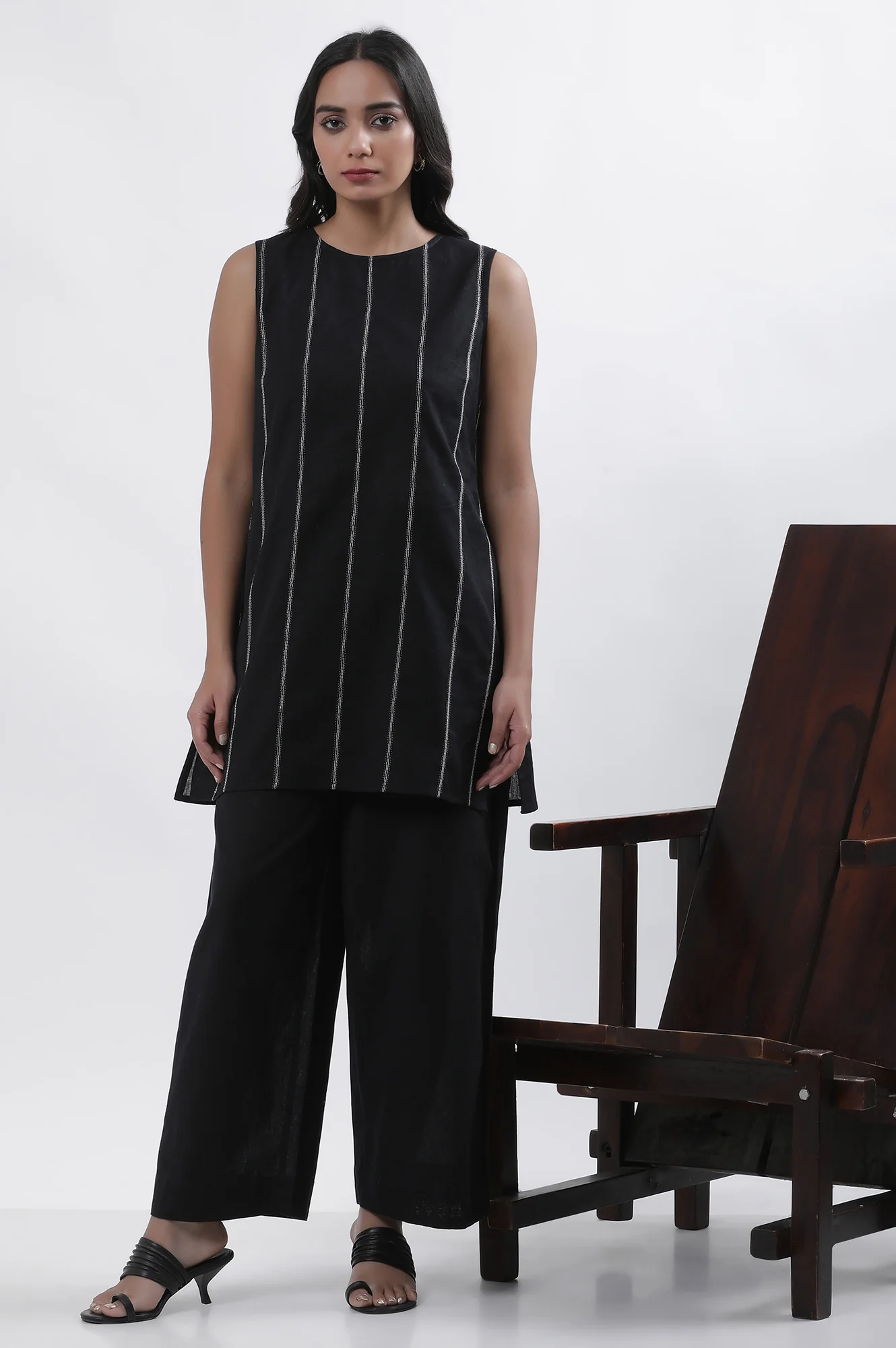 Black Sleeveless A-line Top with Jacket and Pants Co-ord Set - Image 6