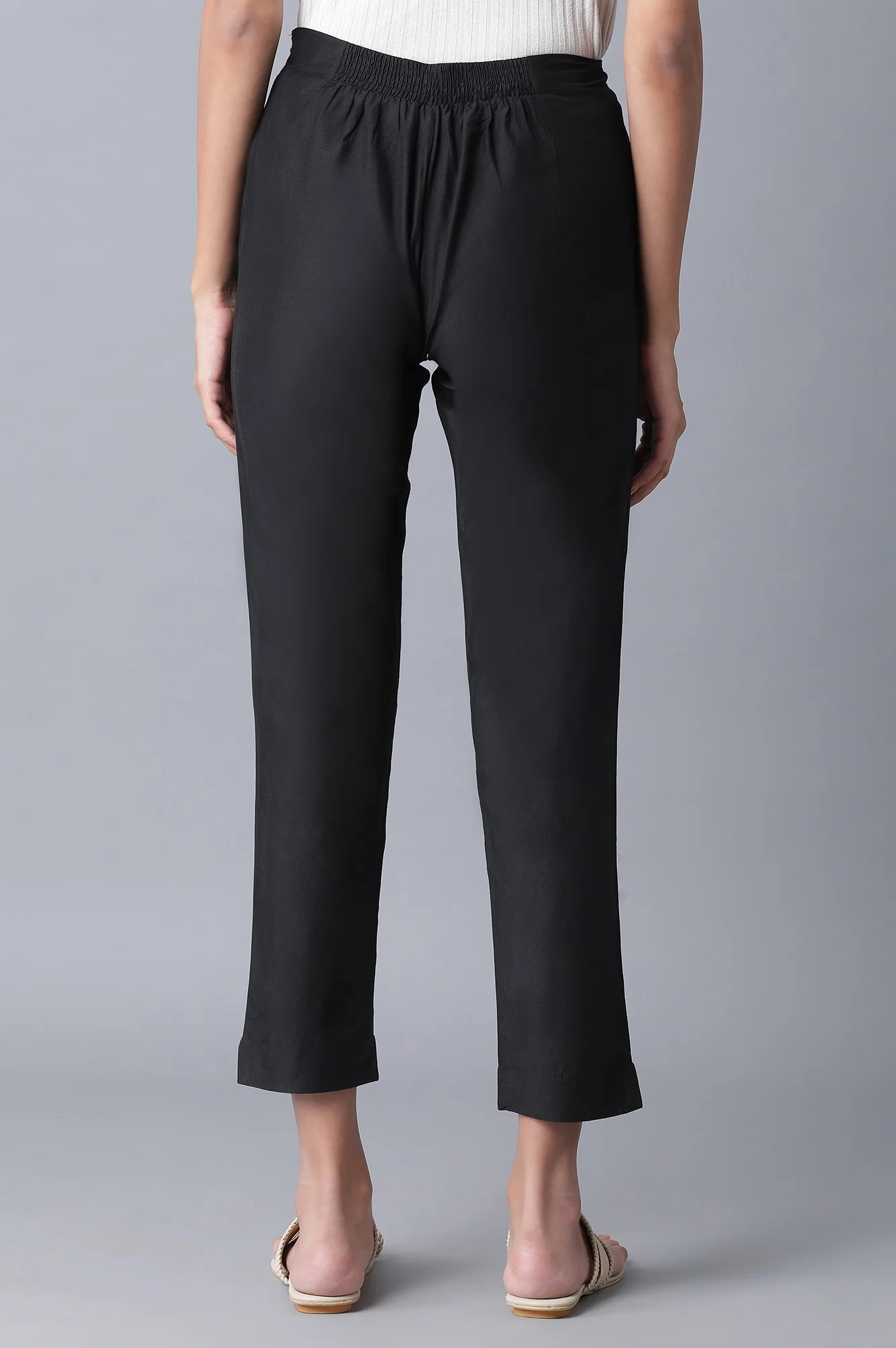 Black Slim Fit Ankle Length Pants - Image 3