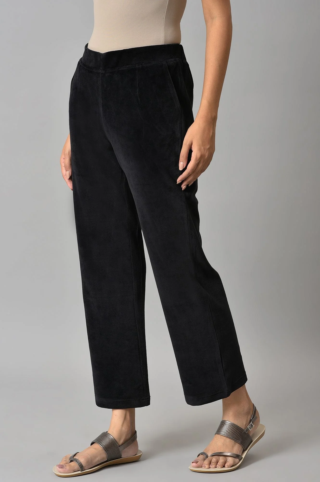 Elleven Women's Black Solid Straight Fit Cotton Trousers With Elasticated Waist - Image 4