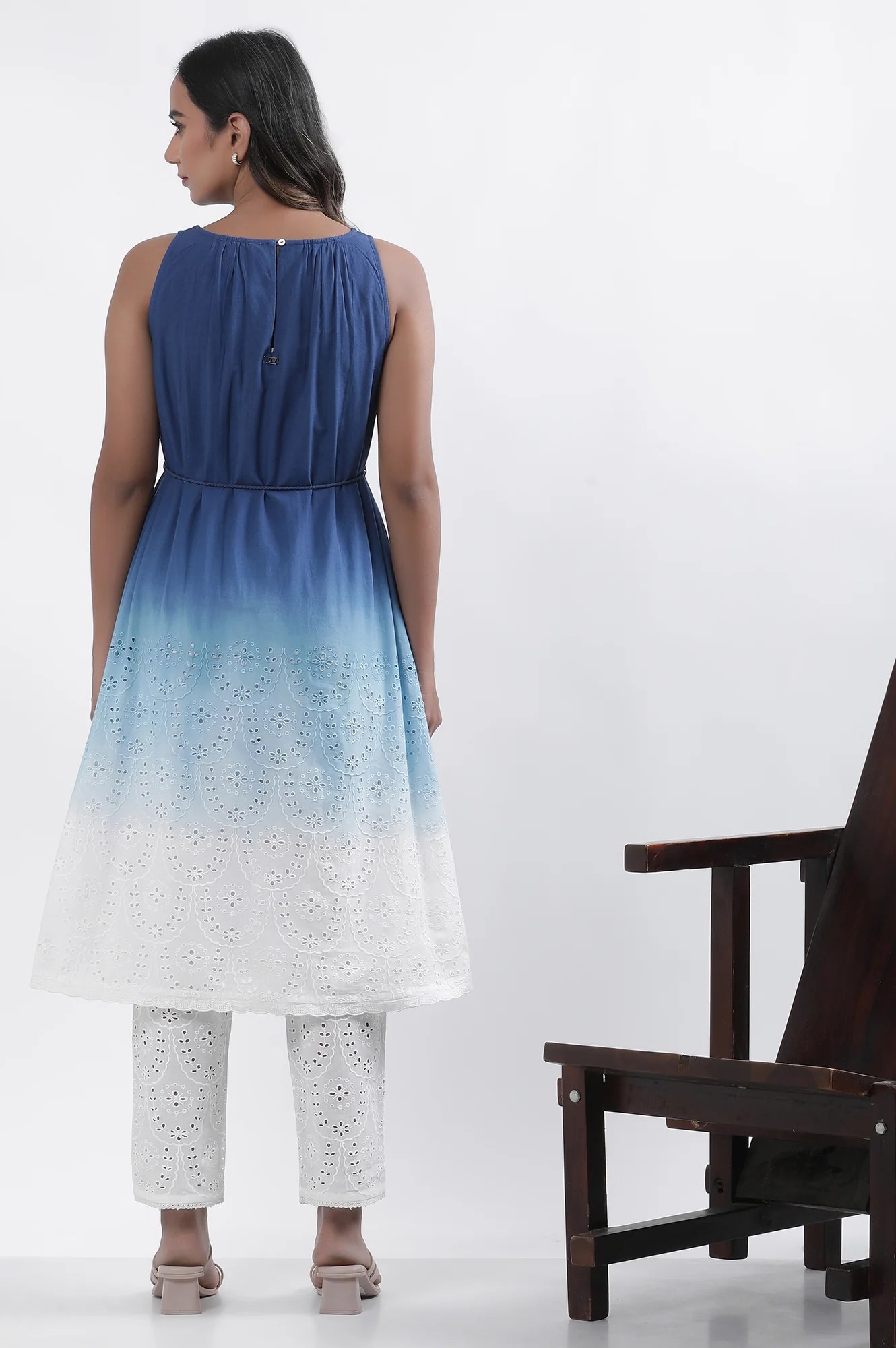 Blue And White Ombre Schiffli Kurta And Pants Set - Image 4