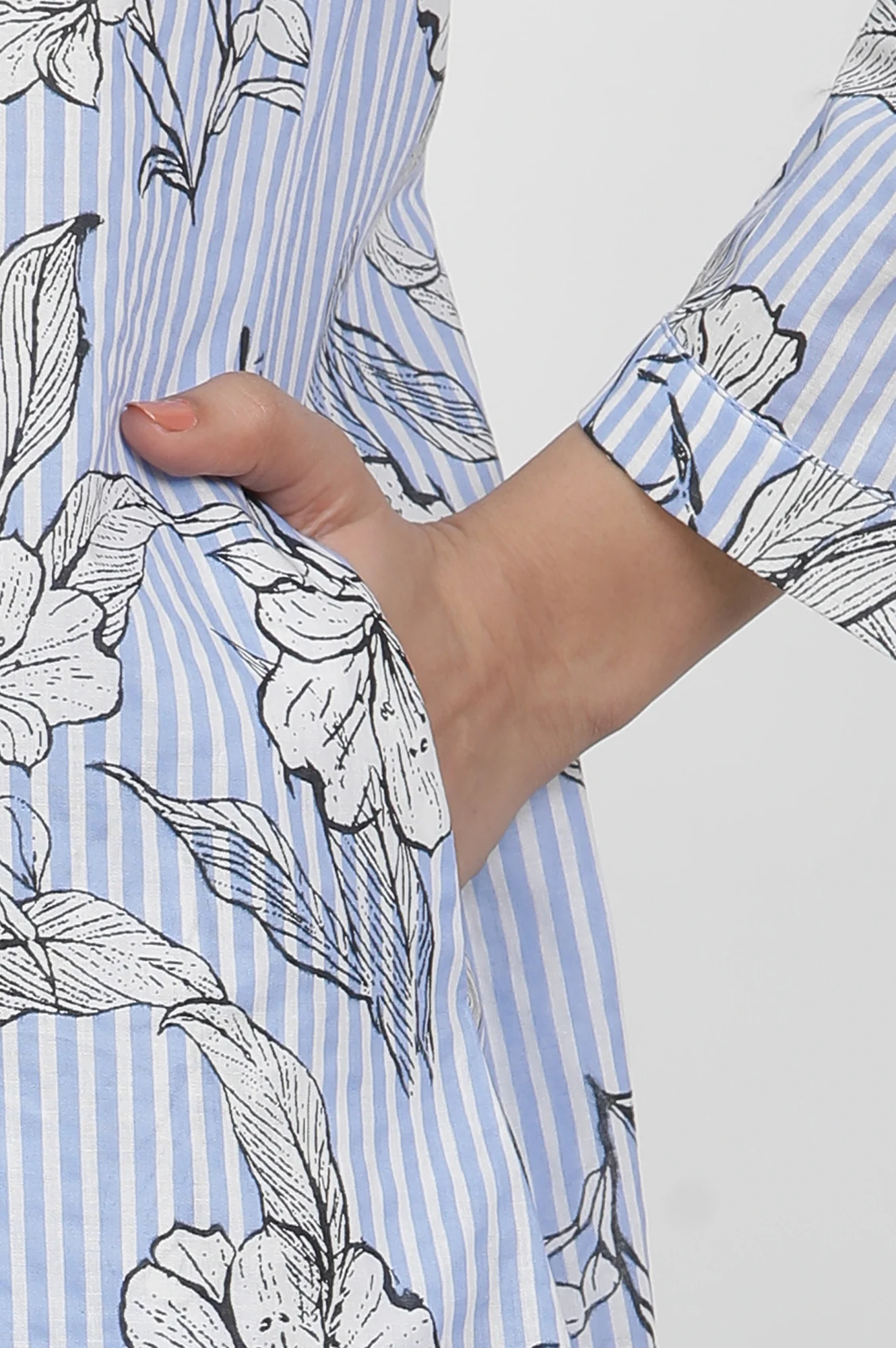 Blue And White Stripe Shirt With Floral Print - Image 8
