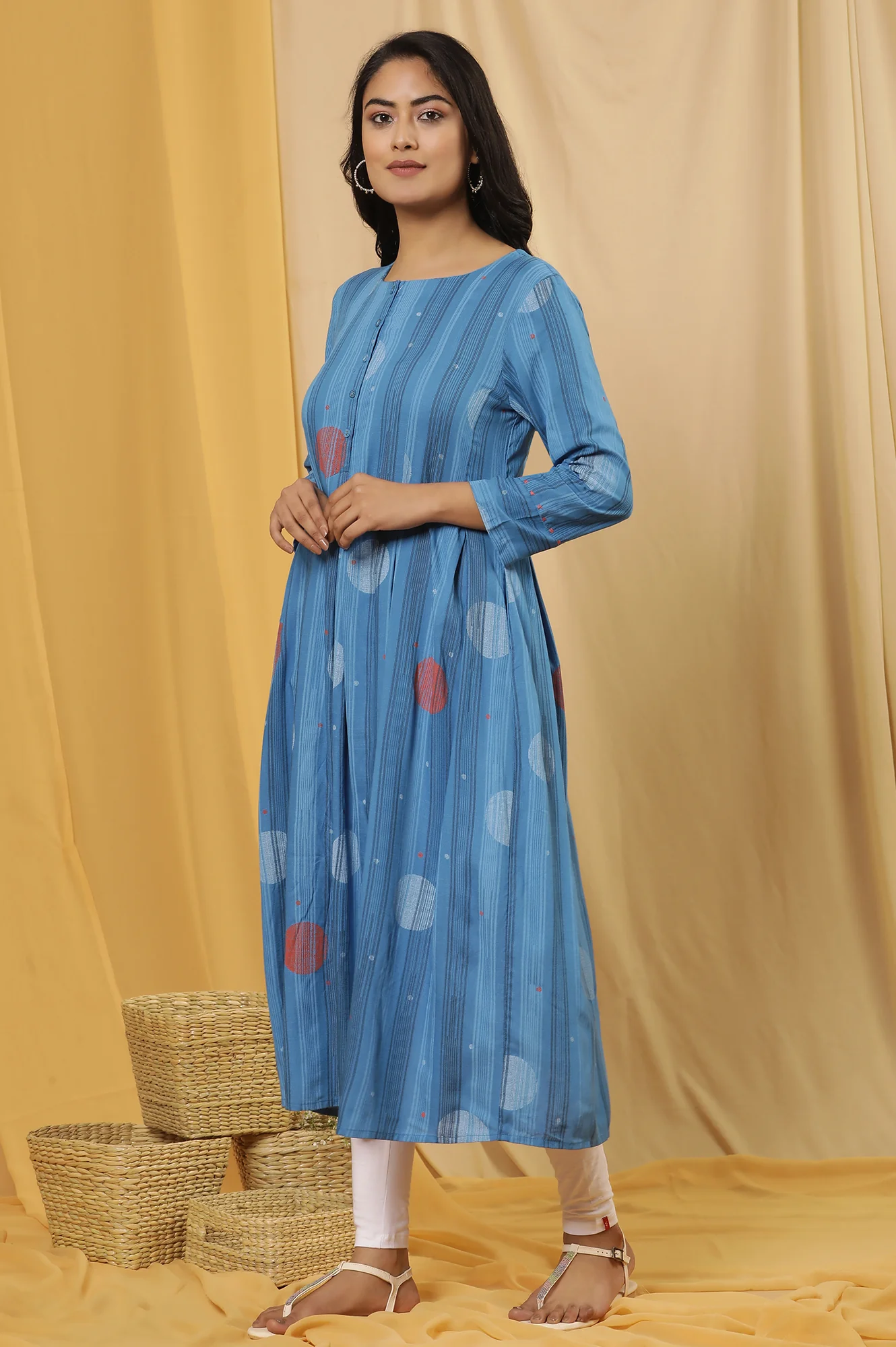 Blue Box Pleats Printed Kurta And Tights Set - Image 3