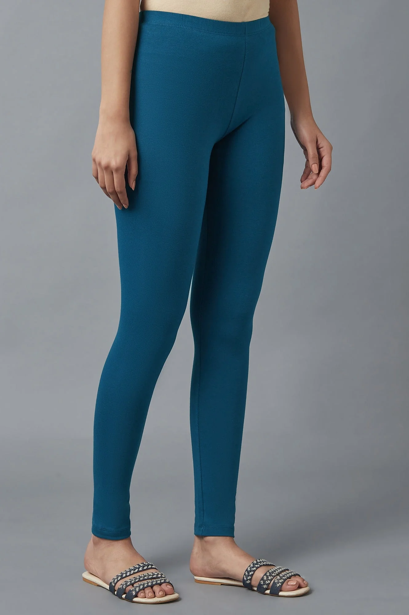 Elleven Women's Blue Solid Skinny Fit Cotton Tights With Elasticated Waist - Image 4