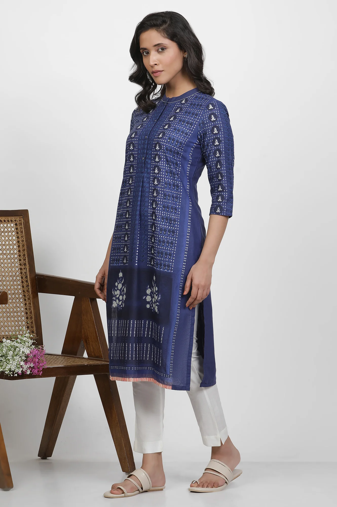 Blue Cotton Printed Kurta And Pants Set - Image 3