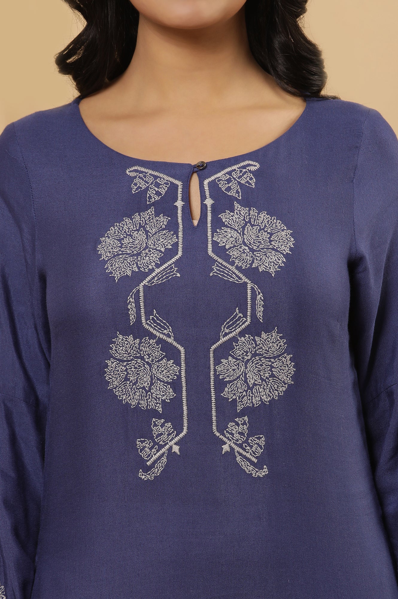 Blue Embroidered Kurta And Tights Set - Image 6