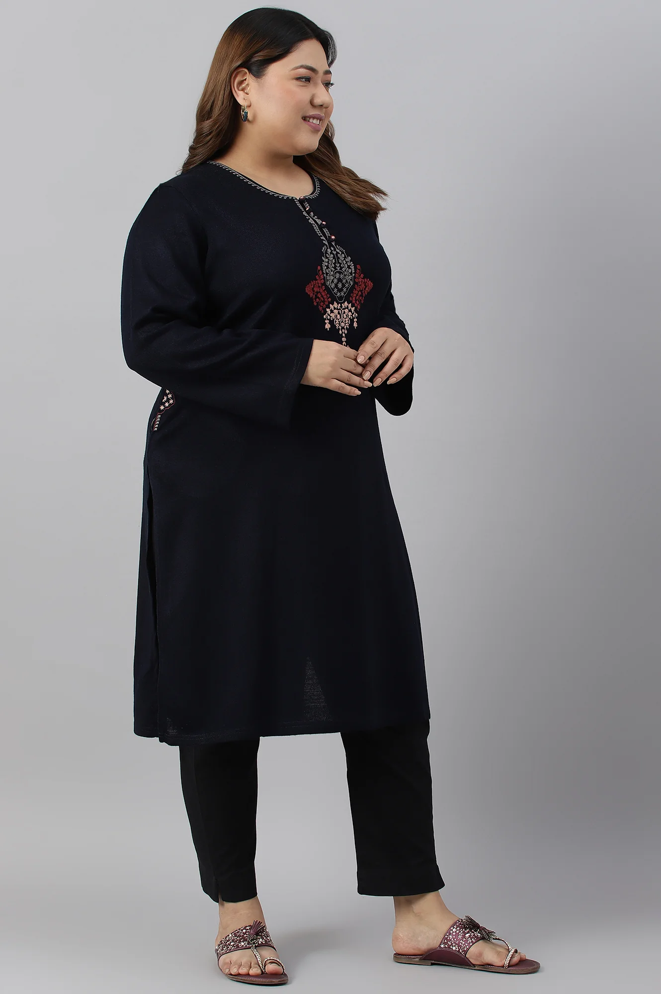 Blue Embroidered Plus Size Winter kurta - Image 3