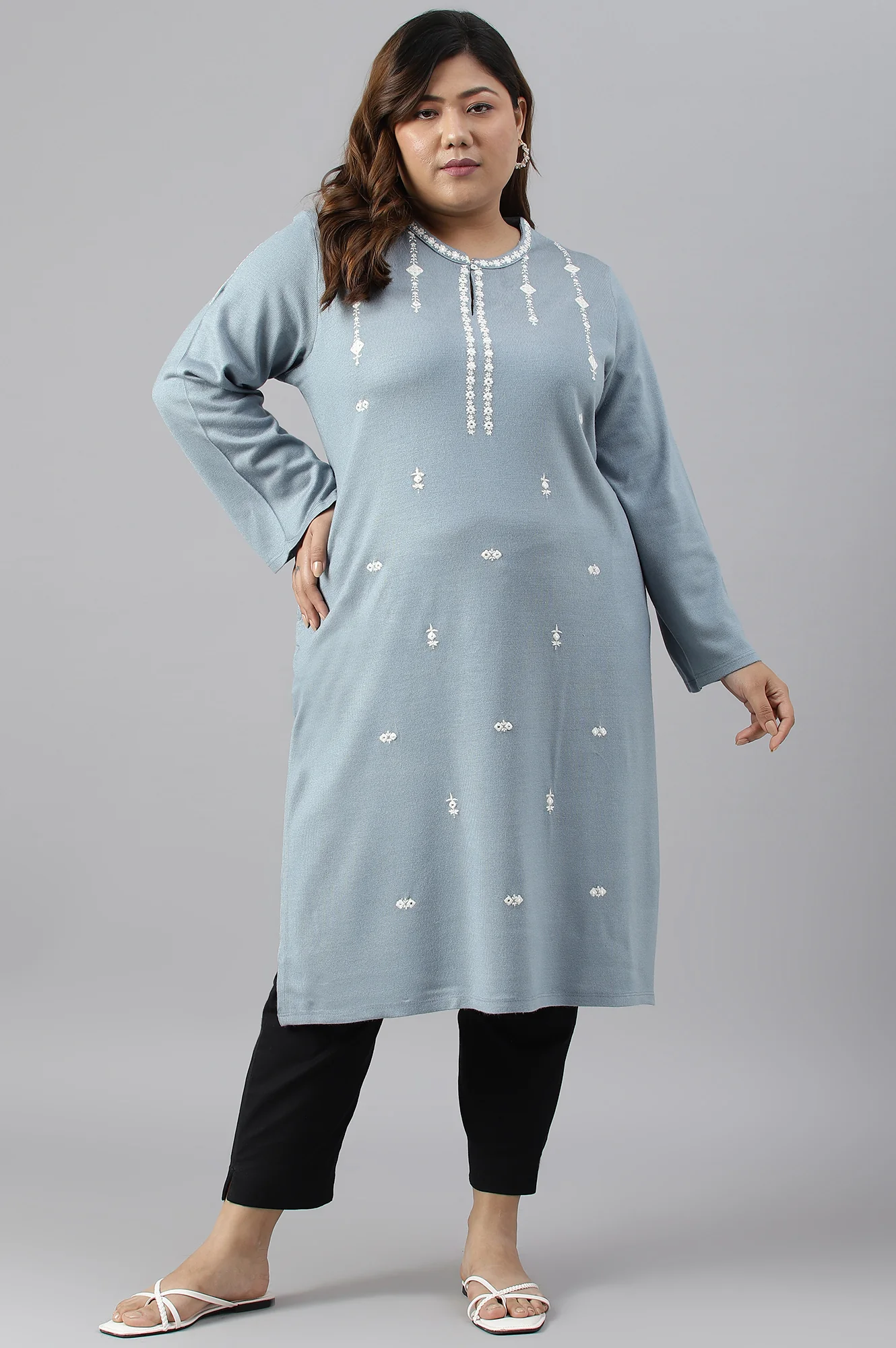Blue Embroidered Plus Size Winter kurta - Image 6