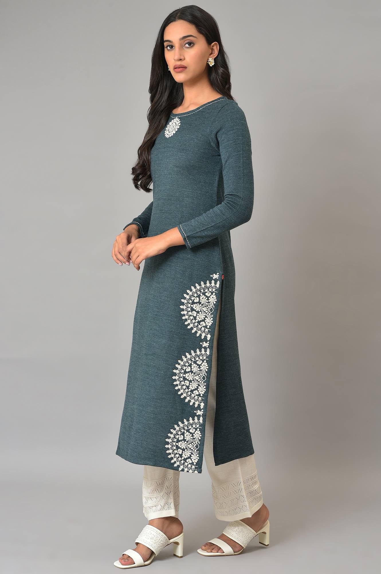 Blue Embroidered Winter kurta - Image 3