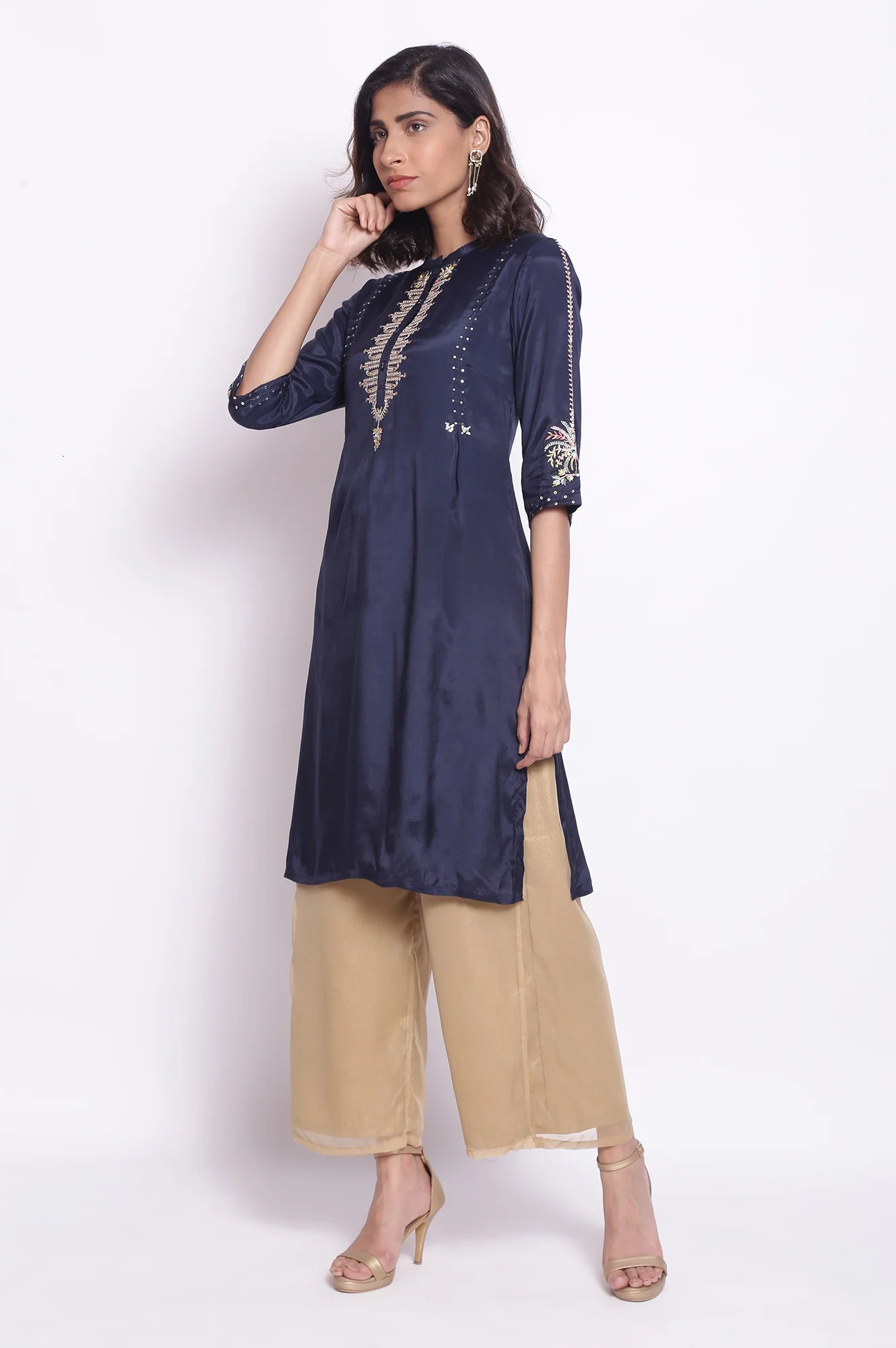 Blue Festive Embroidered kurta - Image 3