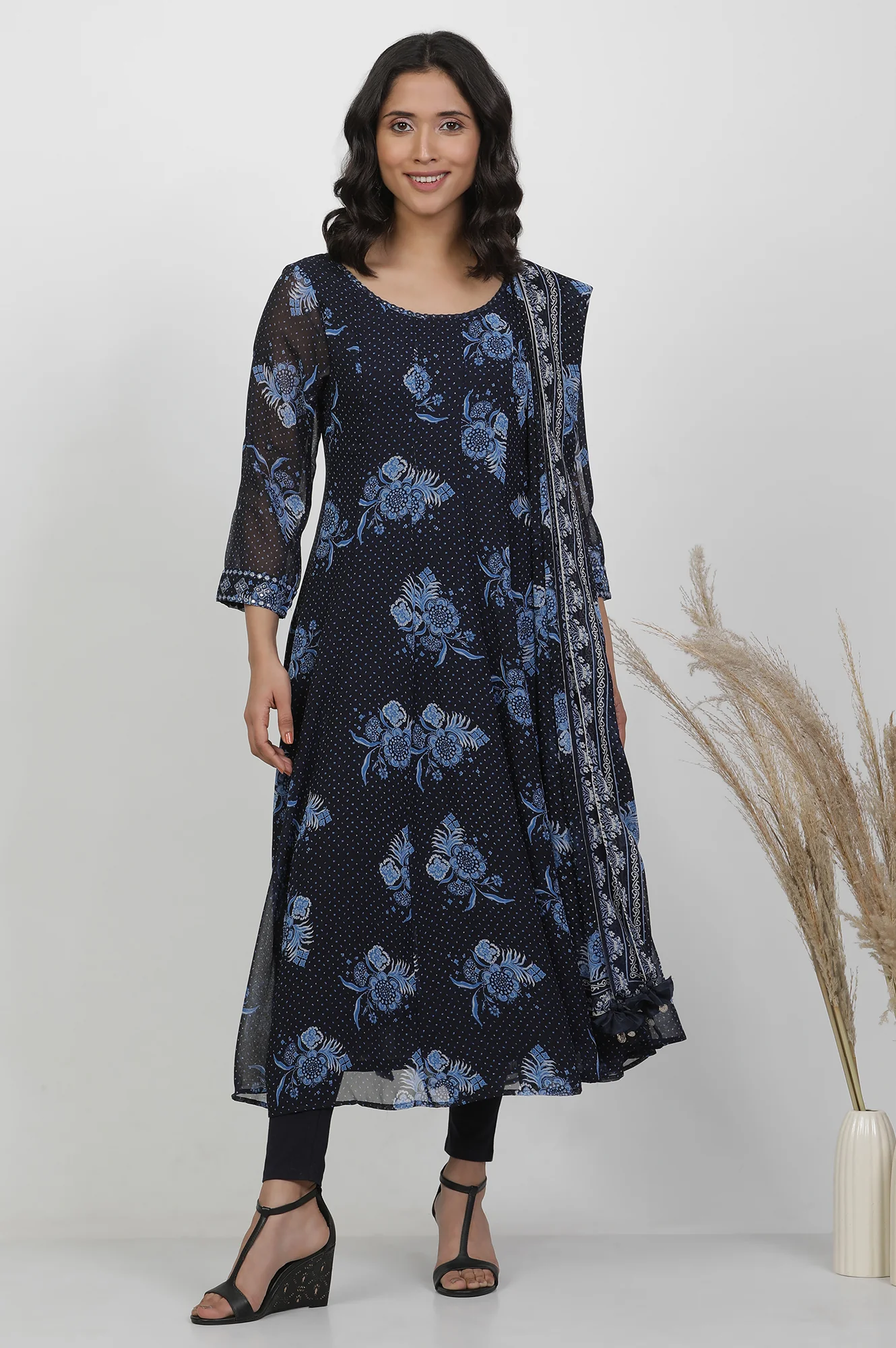 Blue Floral Printed Flared Georgette Kurta, Tights And Dupatta Set - Image 2