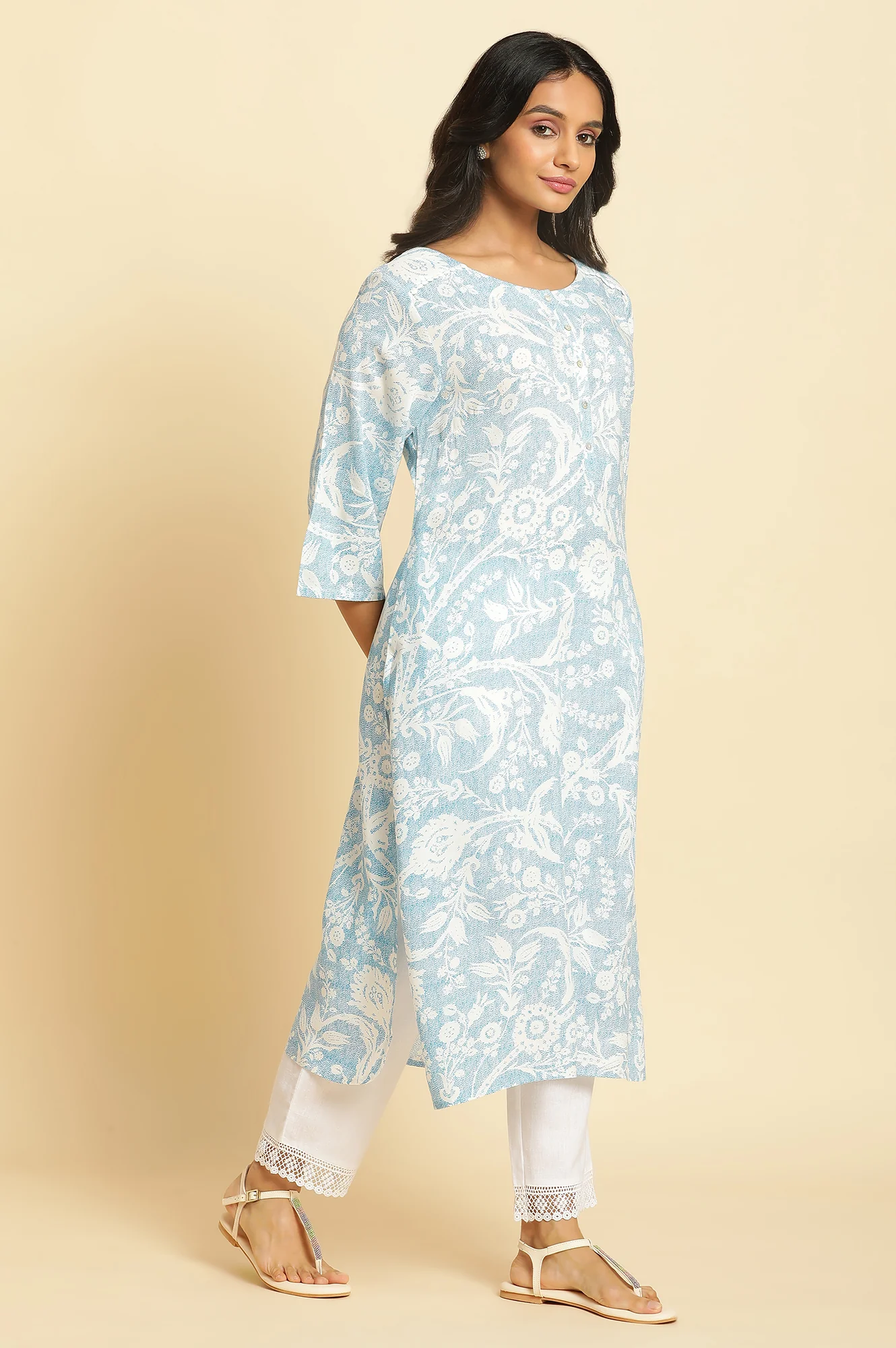 Blue Floral Printed Straight Kurta - Image 4