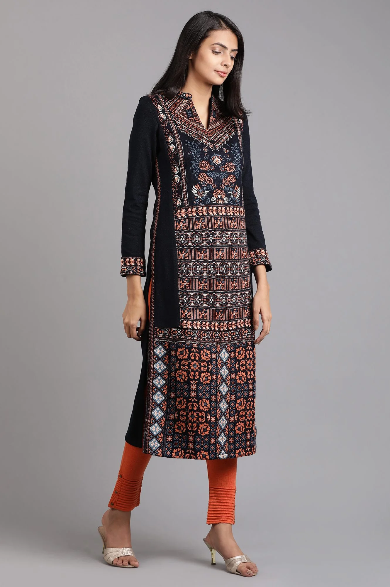 Blue Mandarin Neck Yarn-dyed Winter kurta - Image 4