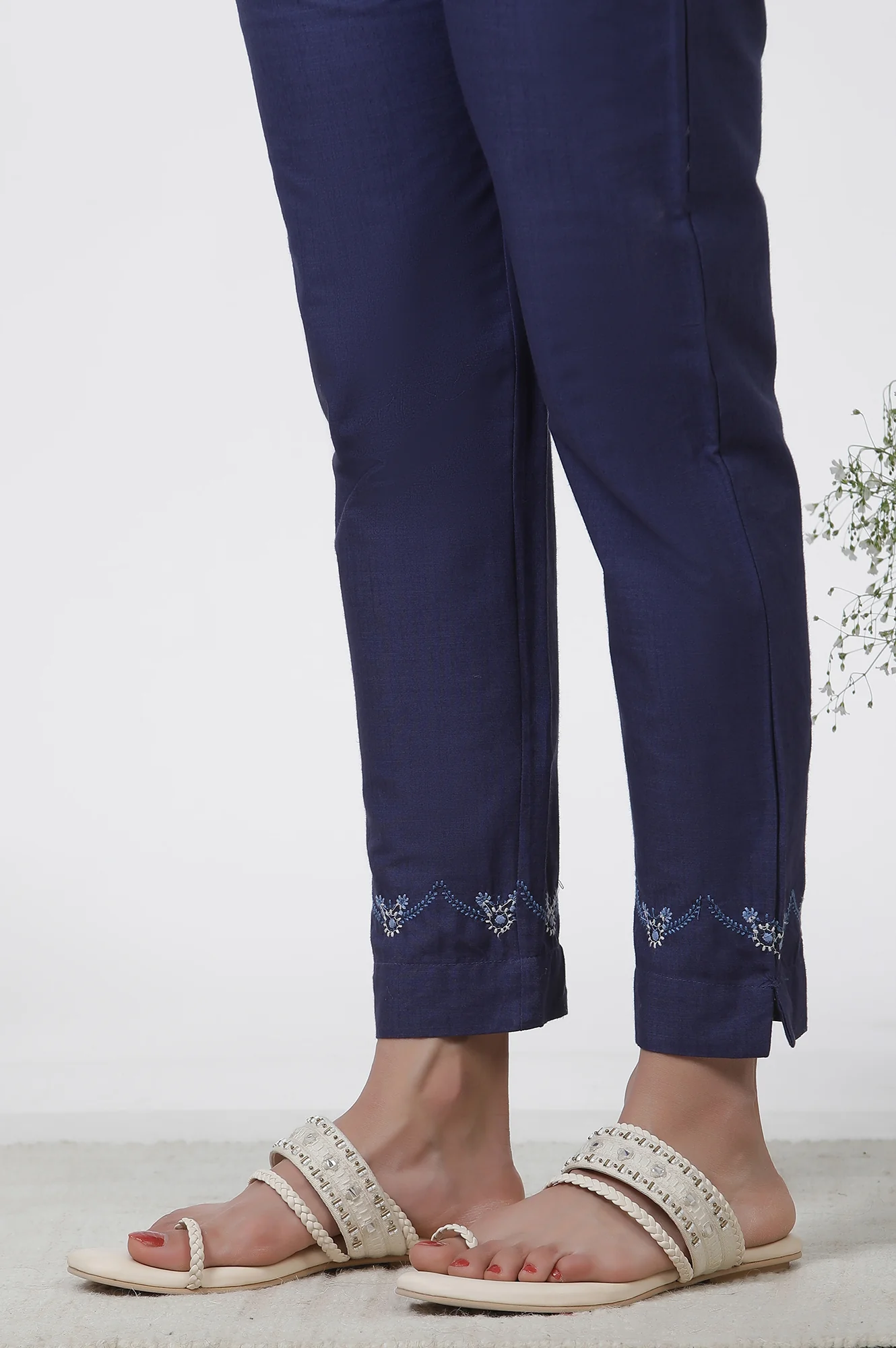 Blue Printed Cotton Kurta, Pants And Dupatta Set - Image 10