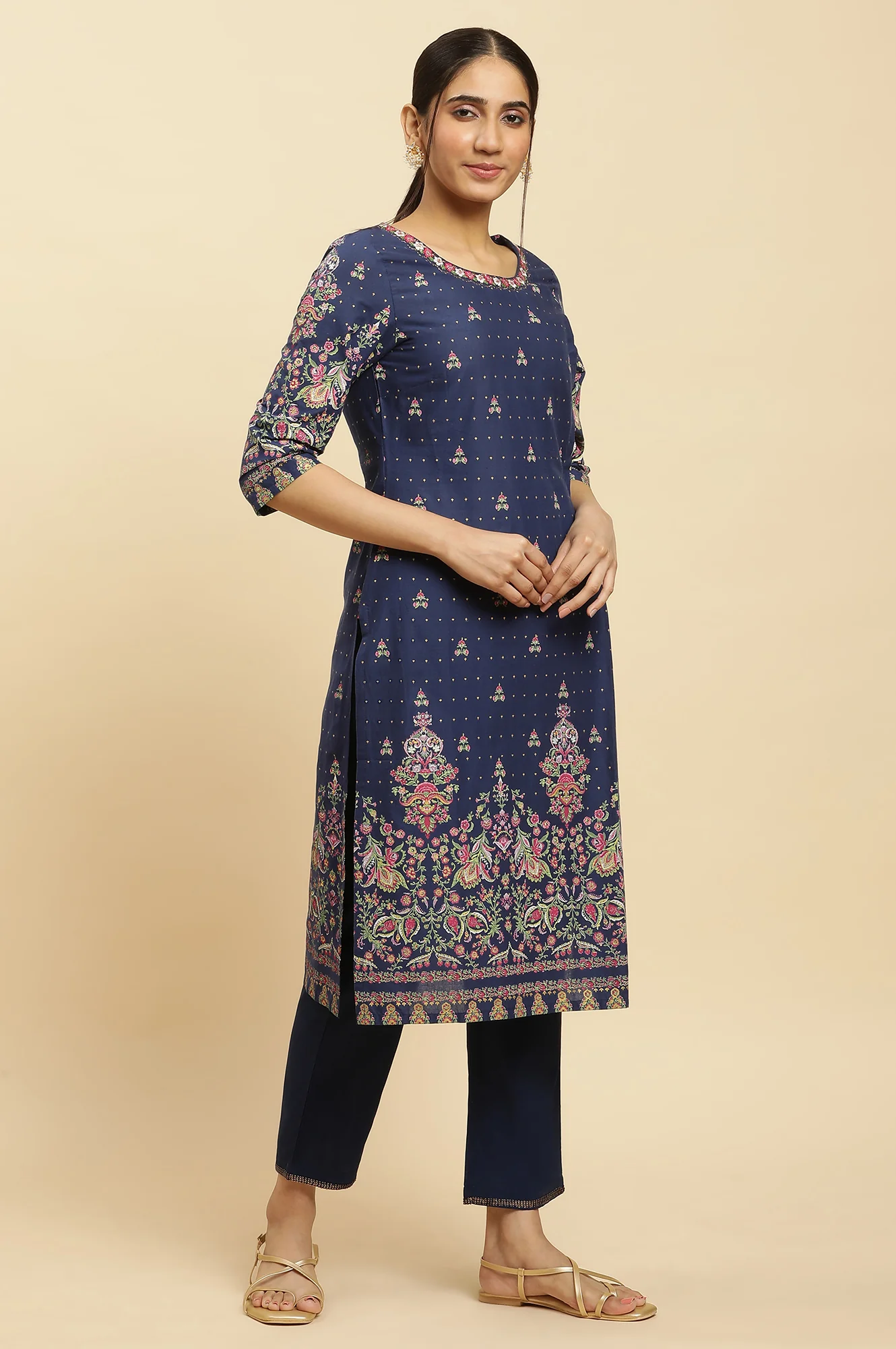 Blue Printed Festive Kurta Wirh Side Tie-Up Design - Image 5