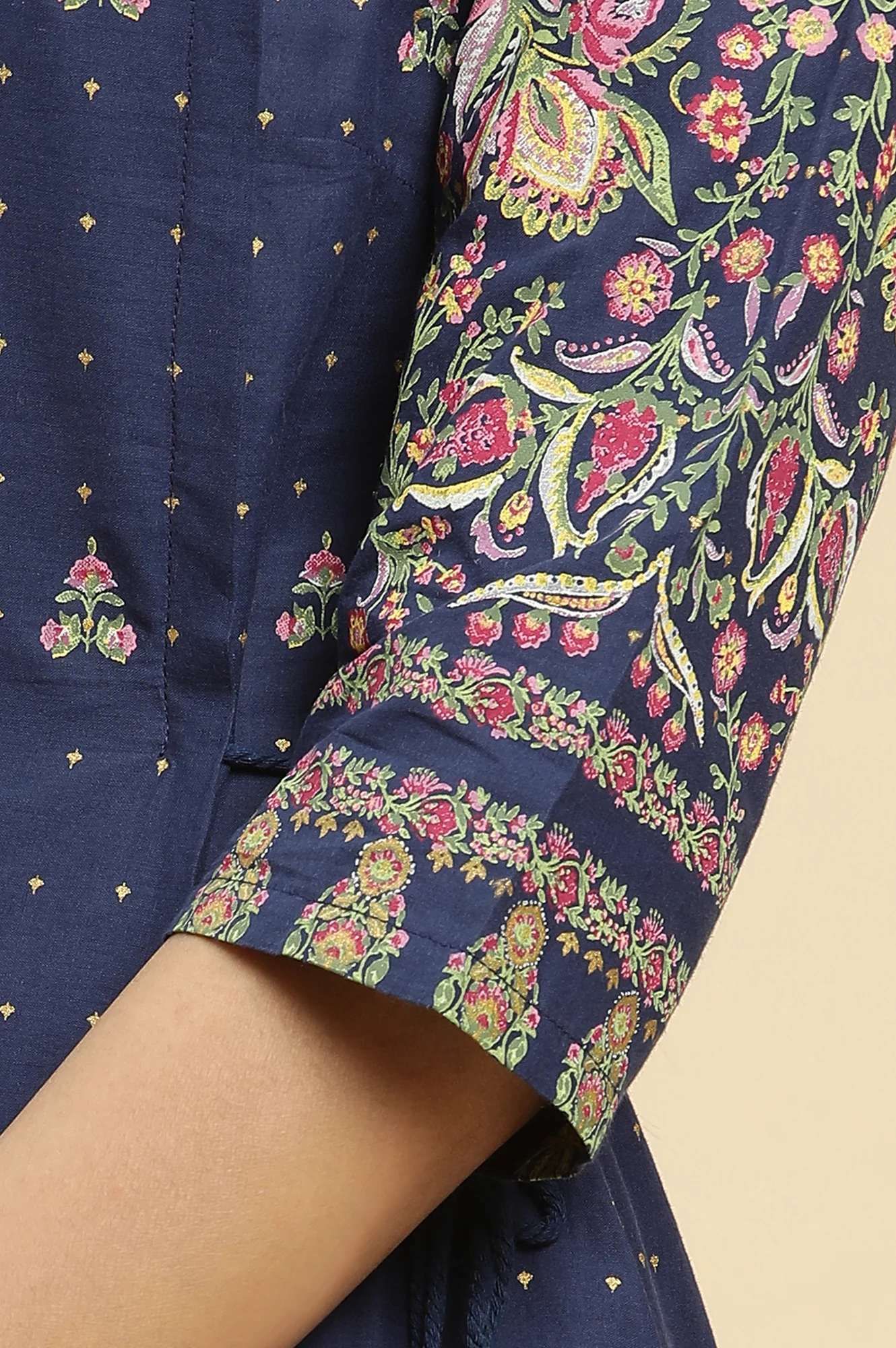 Blue Printed Festive Kurta Wirh Side Tie-Up Design - Image 8