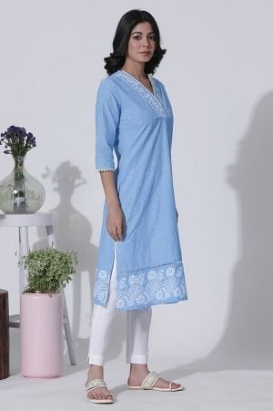 Blue Schiffli Kurta With Overlapping Neckline - Image 5