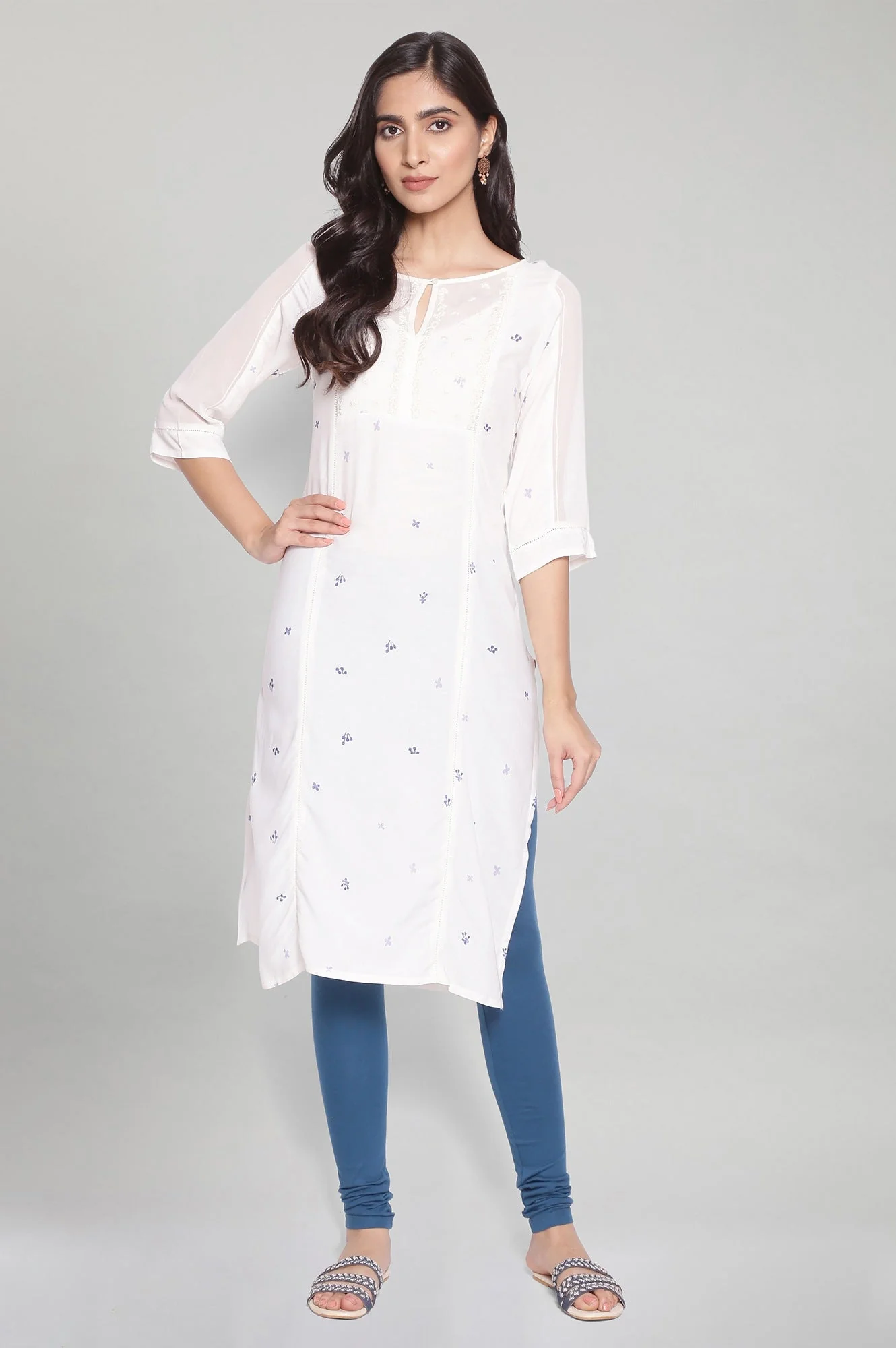 Elleven Women's Blue Solid Knitted Women Churidar - Image 5