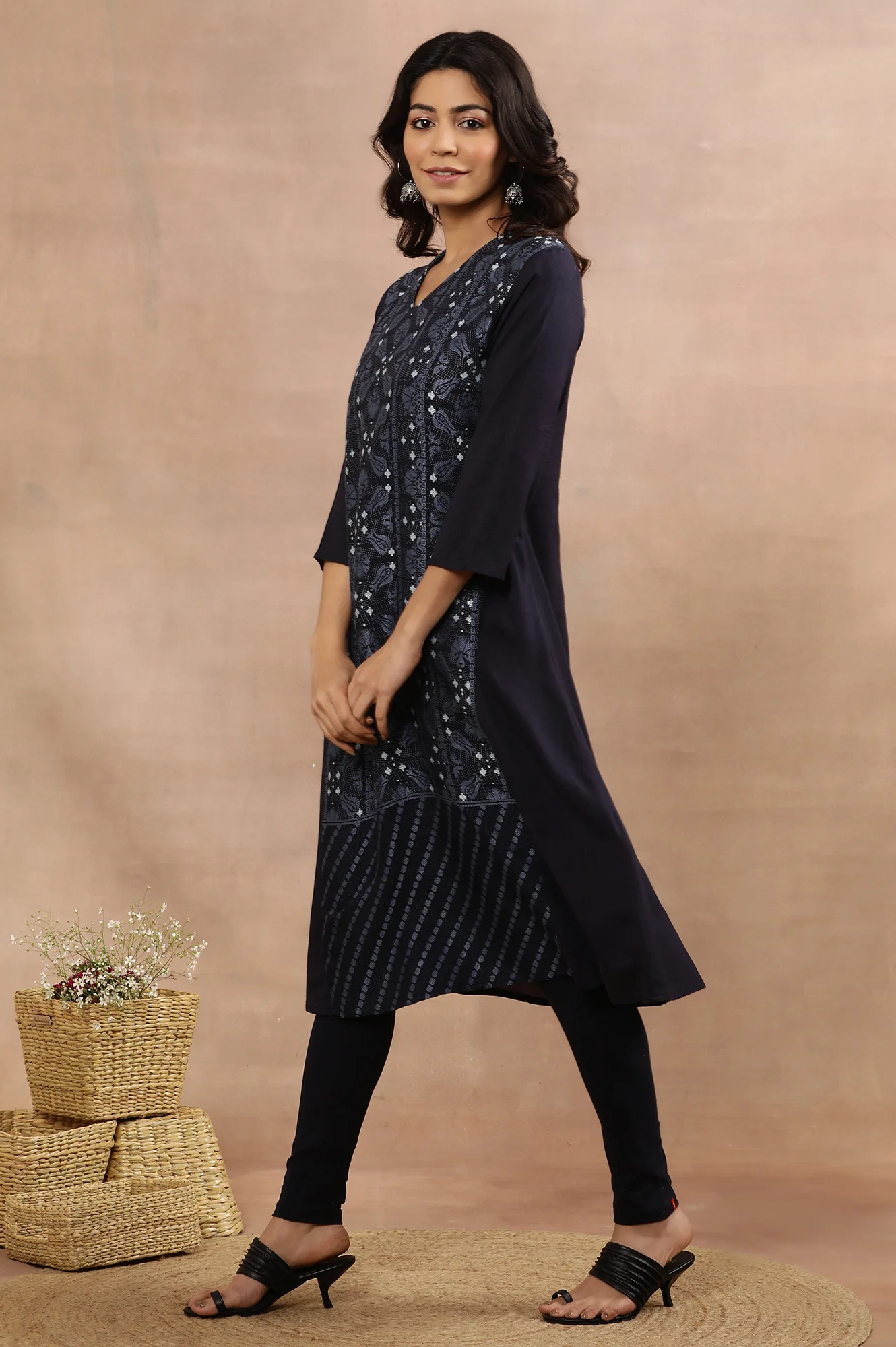 Blue Suzani Printed Kurta, Tights And Kota Dupatta - Image 3