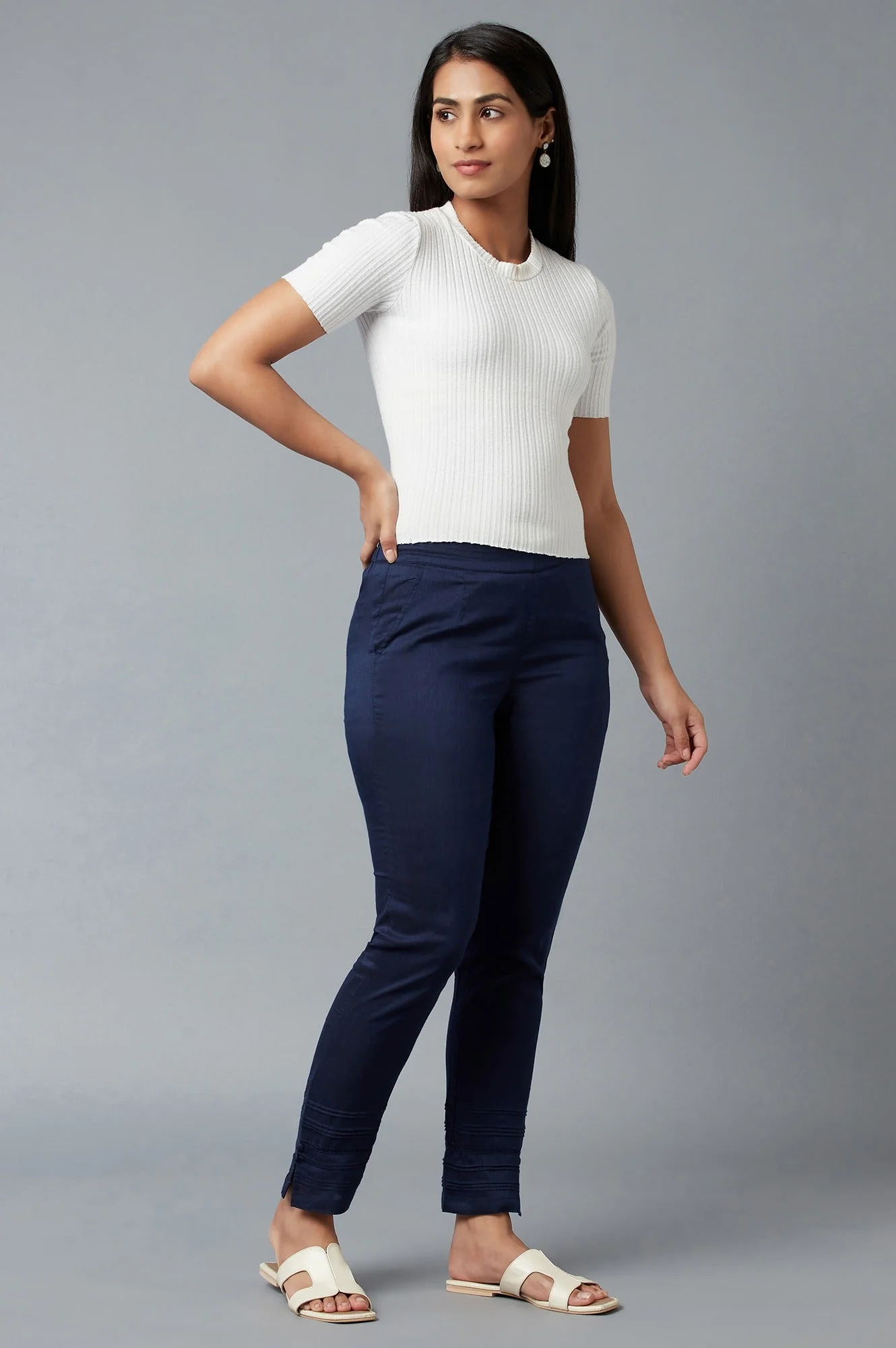 Elleven Women's Navy Blue Solid Straight Fit Trousers With Elasticated Waist - Image 5