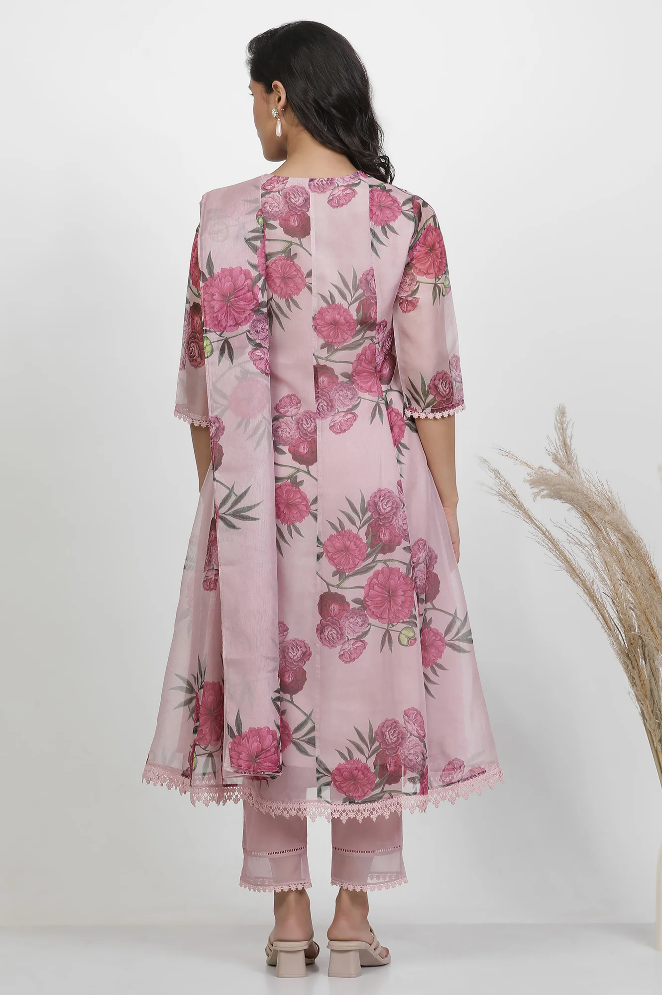 Blush Pink Floral Printed Flared Kurta, Pants And Dupatta Set - Image 4