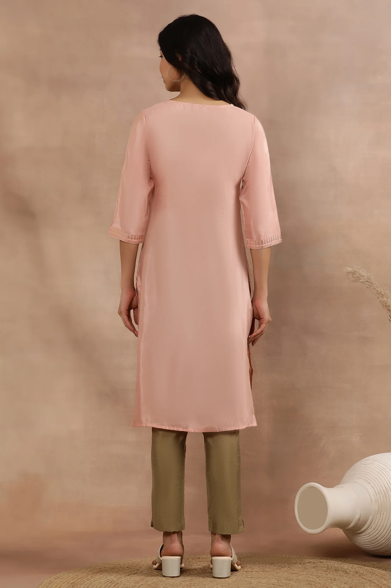 Blush Pink Mukaish Printed Kurta And Pants Set - Image 4