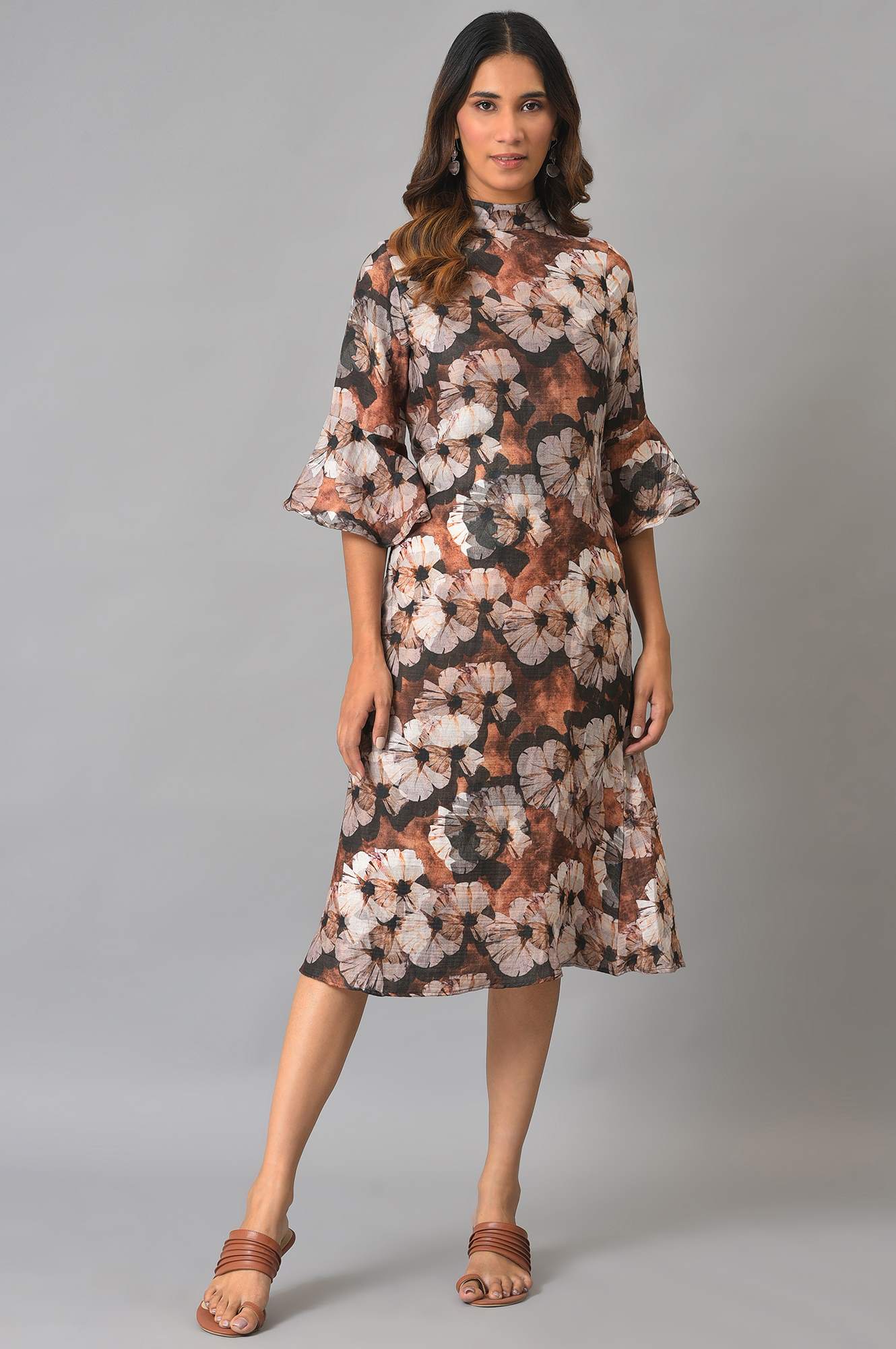 Brown Floral Printed Vaccy Dress - Image 6