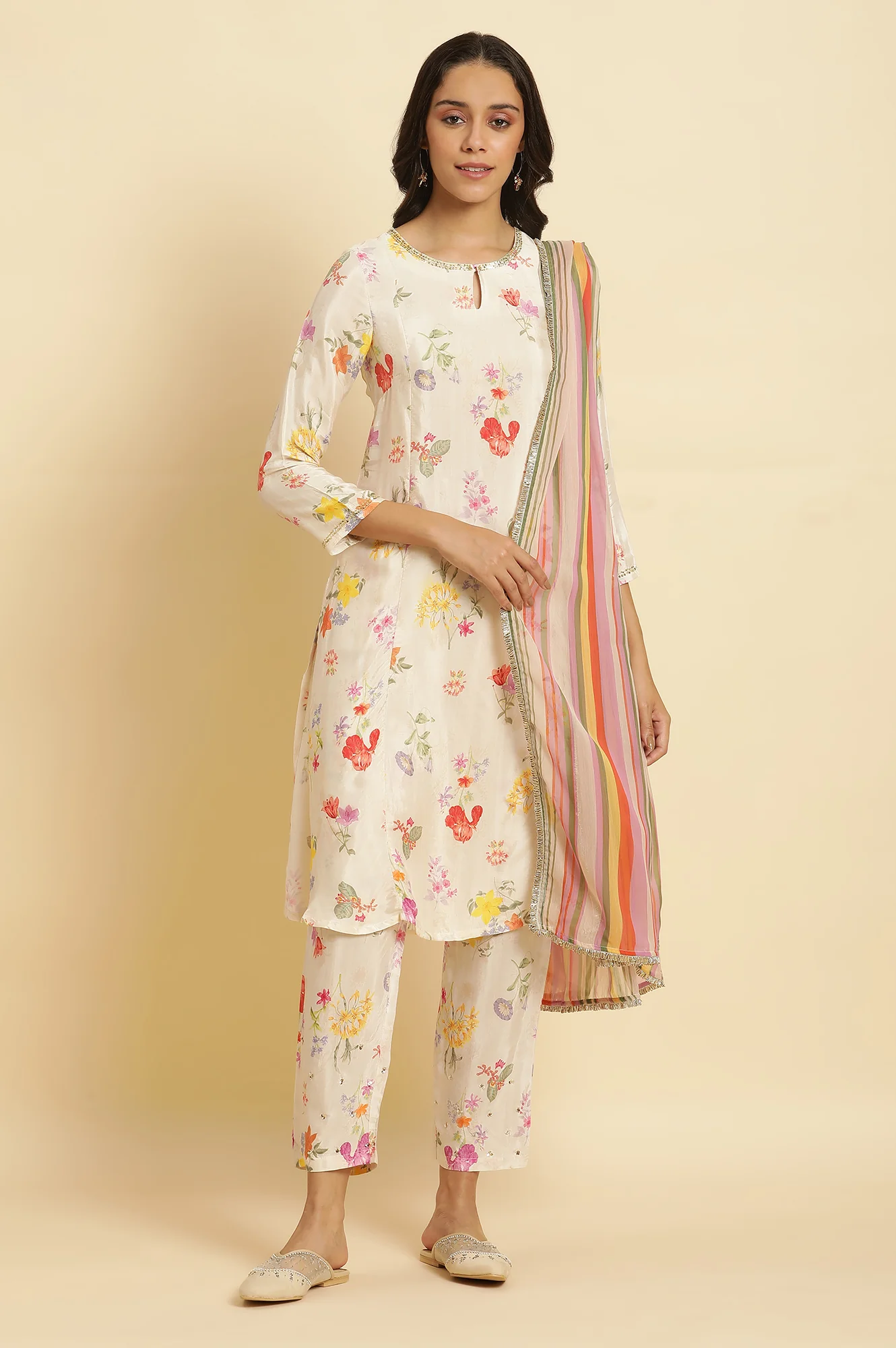 Cream Floral Printed Flared Kurta, Tights & Dupatta Set - Image 2
