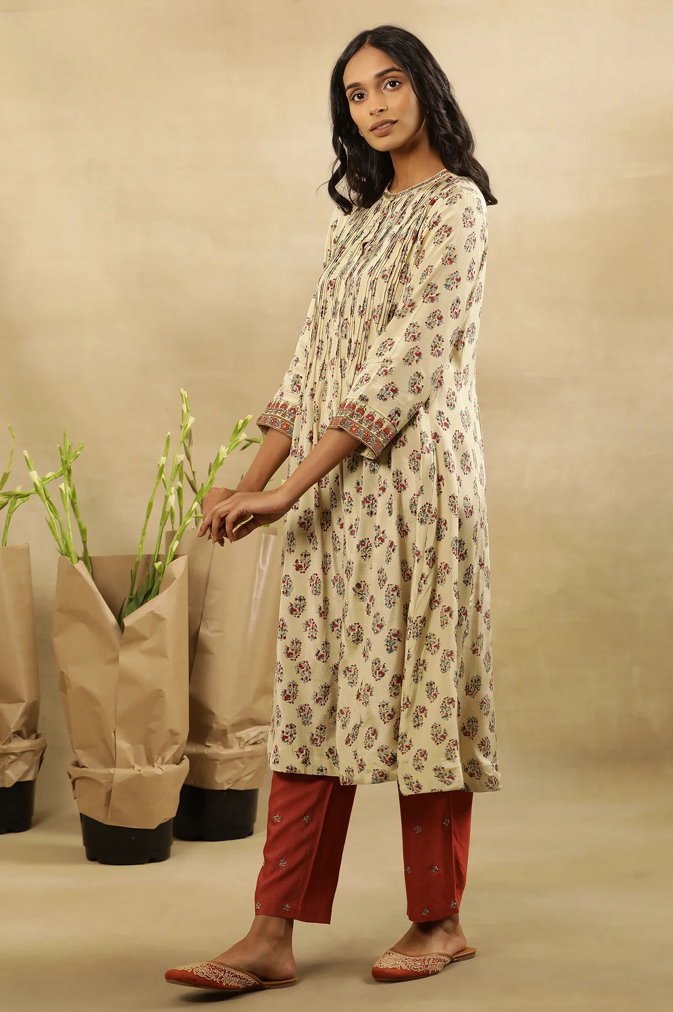 Cream Multicoloured Block Printed Pleated Kurta - Image 3