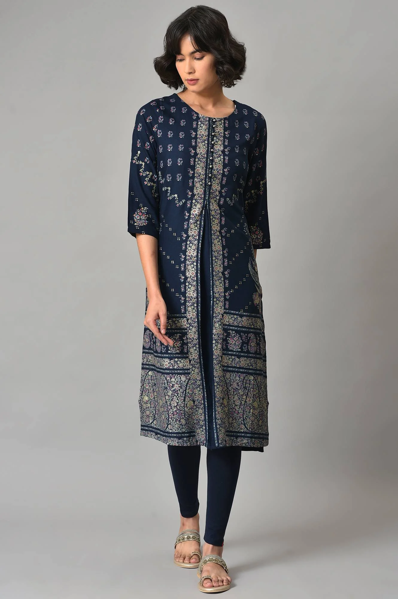 Dark Blue Glitter Printed kurta With Parallel Pants - Image 8