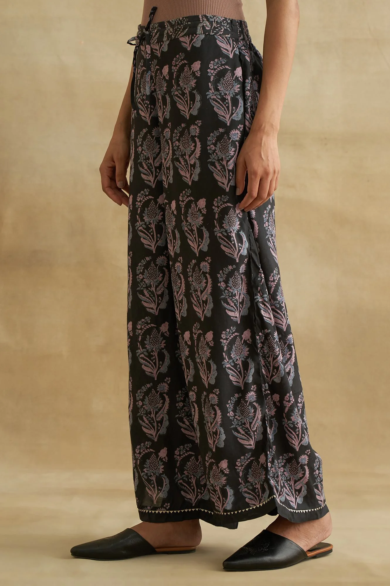 Dark Grey Printed Parallel Pants - Image 3