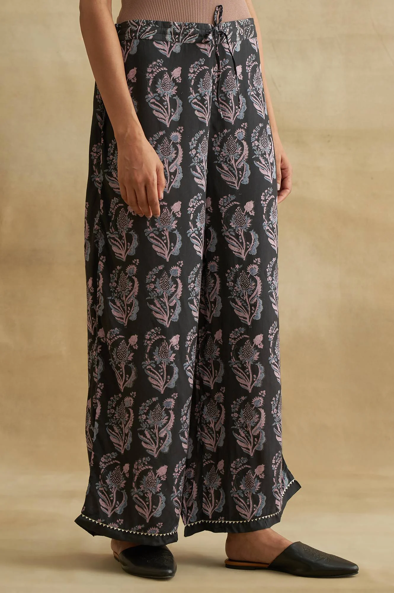 Dark Grey Printed Parallel Pants - Image 4