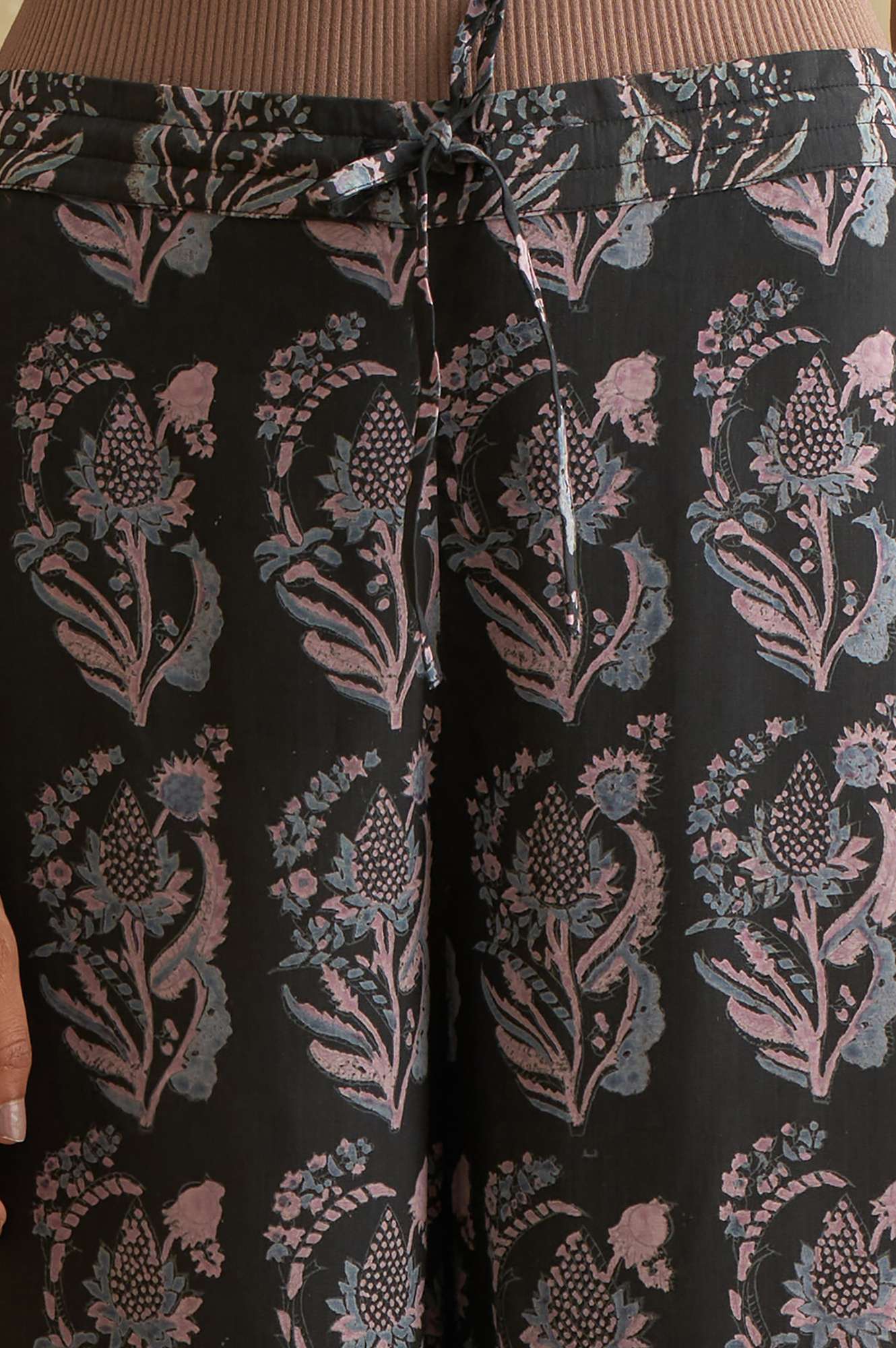 Dark Grey Printed Parallel Pants - Image 6