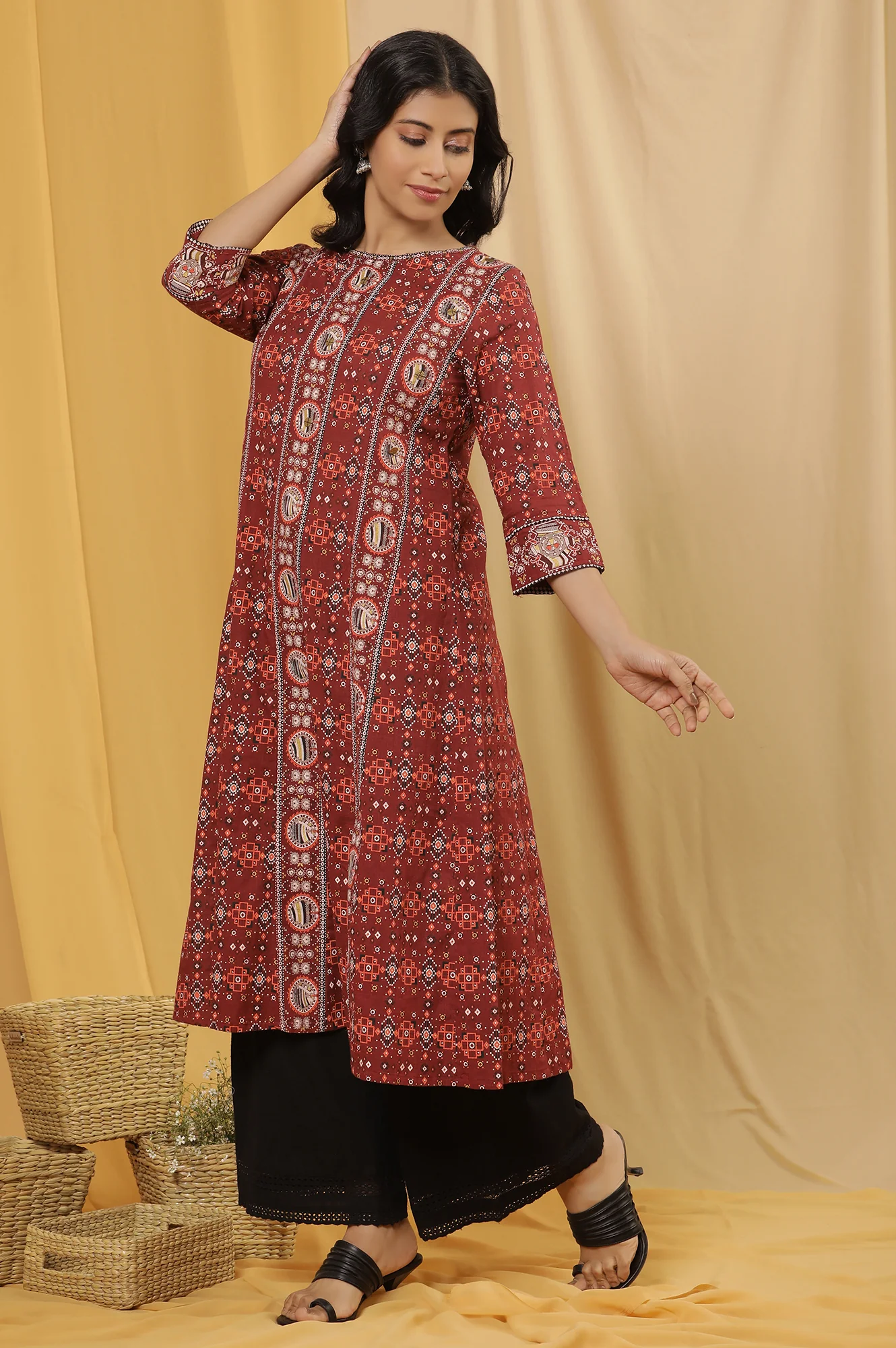 Dark Red A-Line Printed Kurta And Parallel Pants Set - Image 3