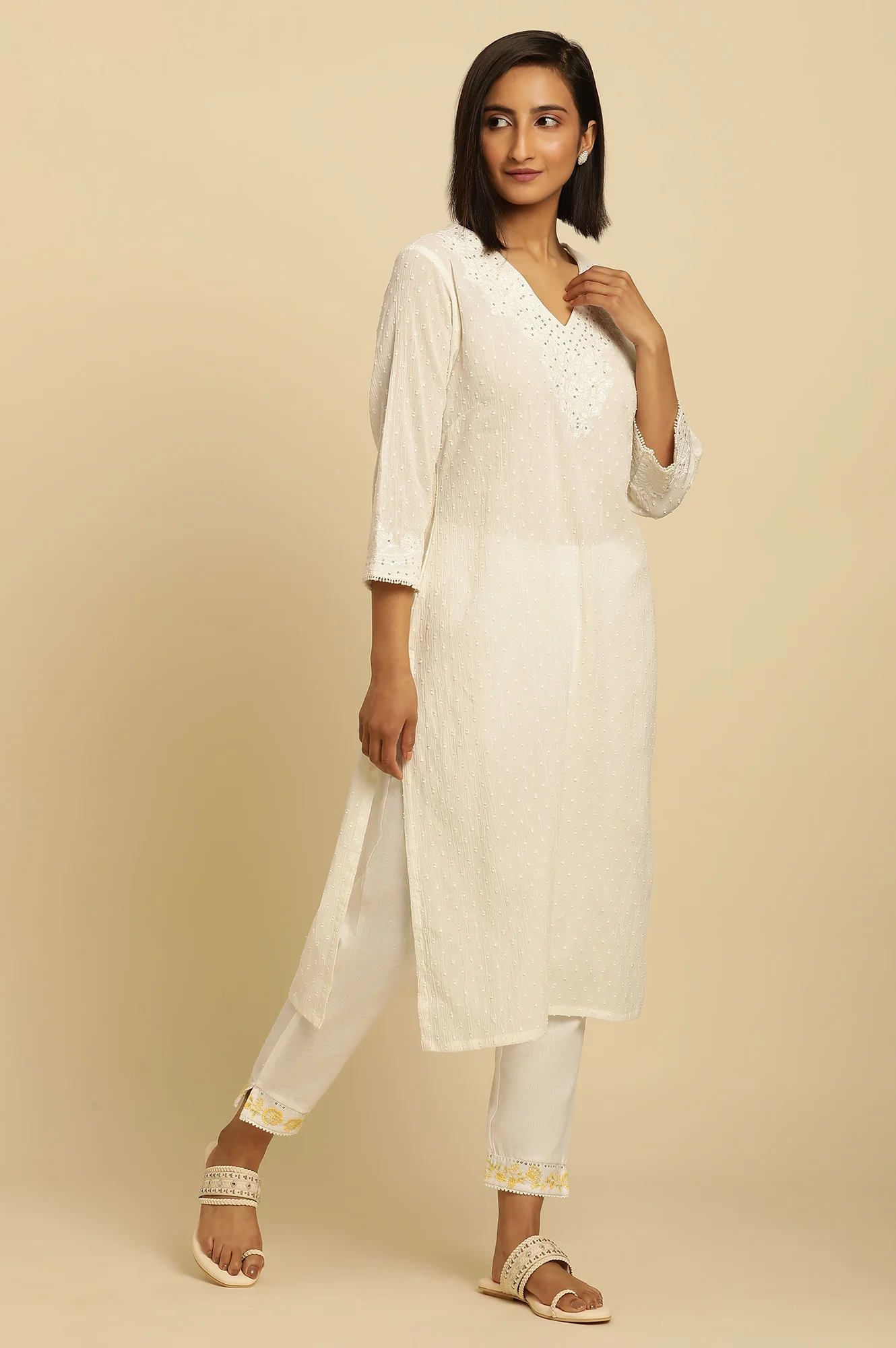Ecru Chikankari Embroidered Kurta - Image 5