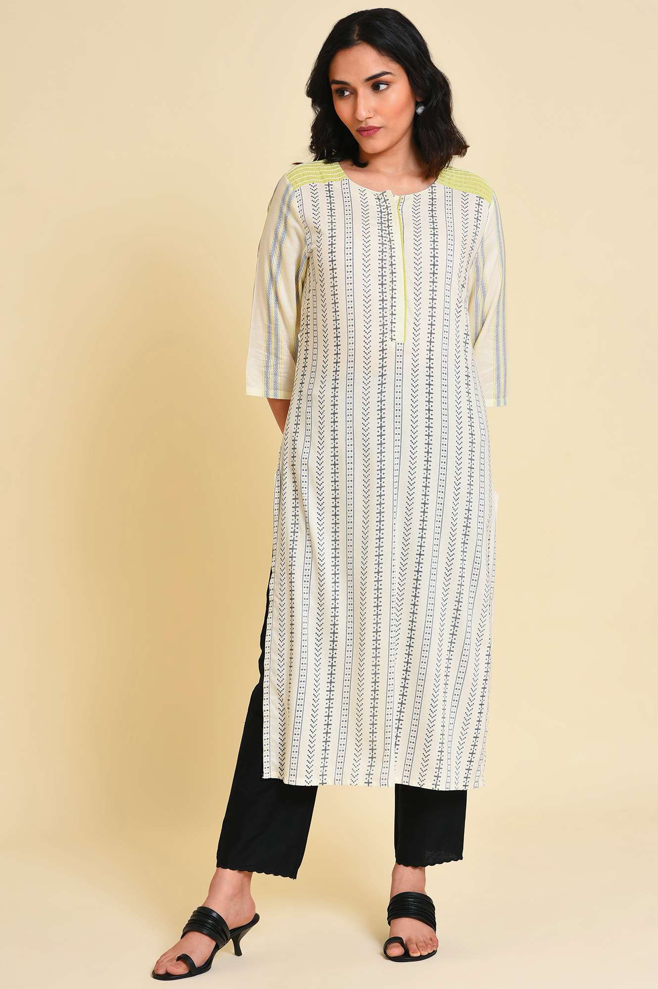 Ecru Graphic Printed kurta - Image 9