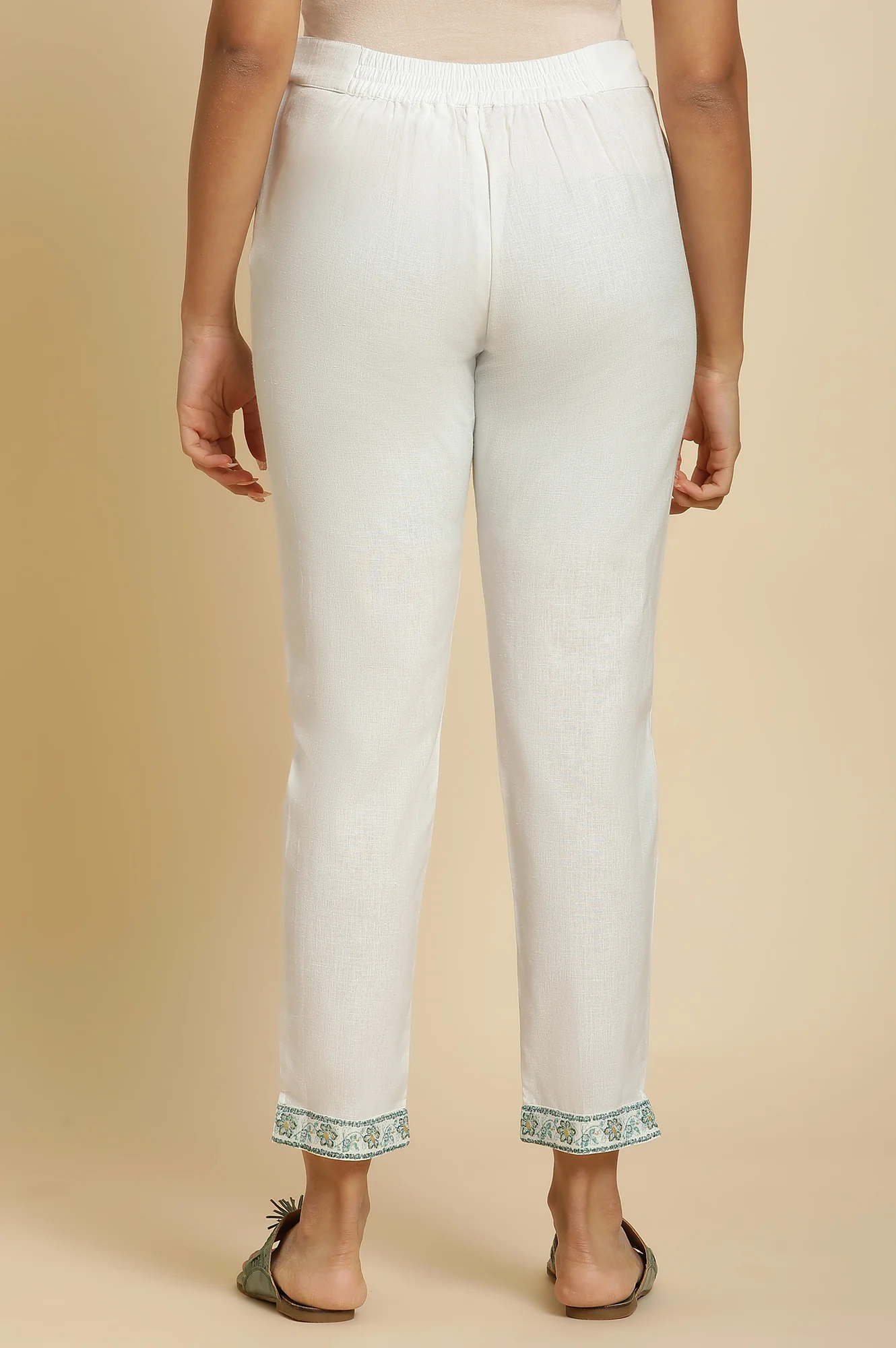 Ecru Solid Slim Pants With Kota Border - Image 4