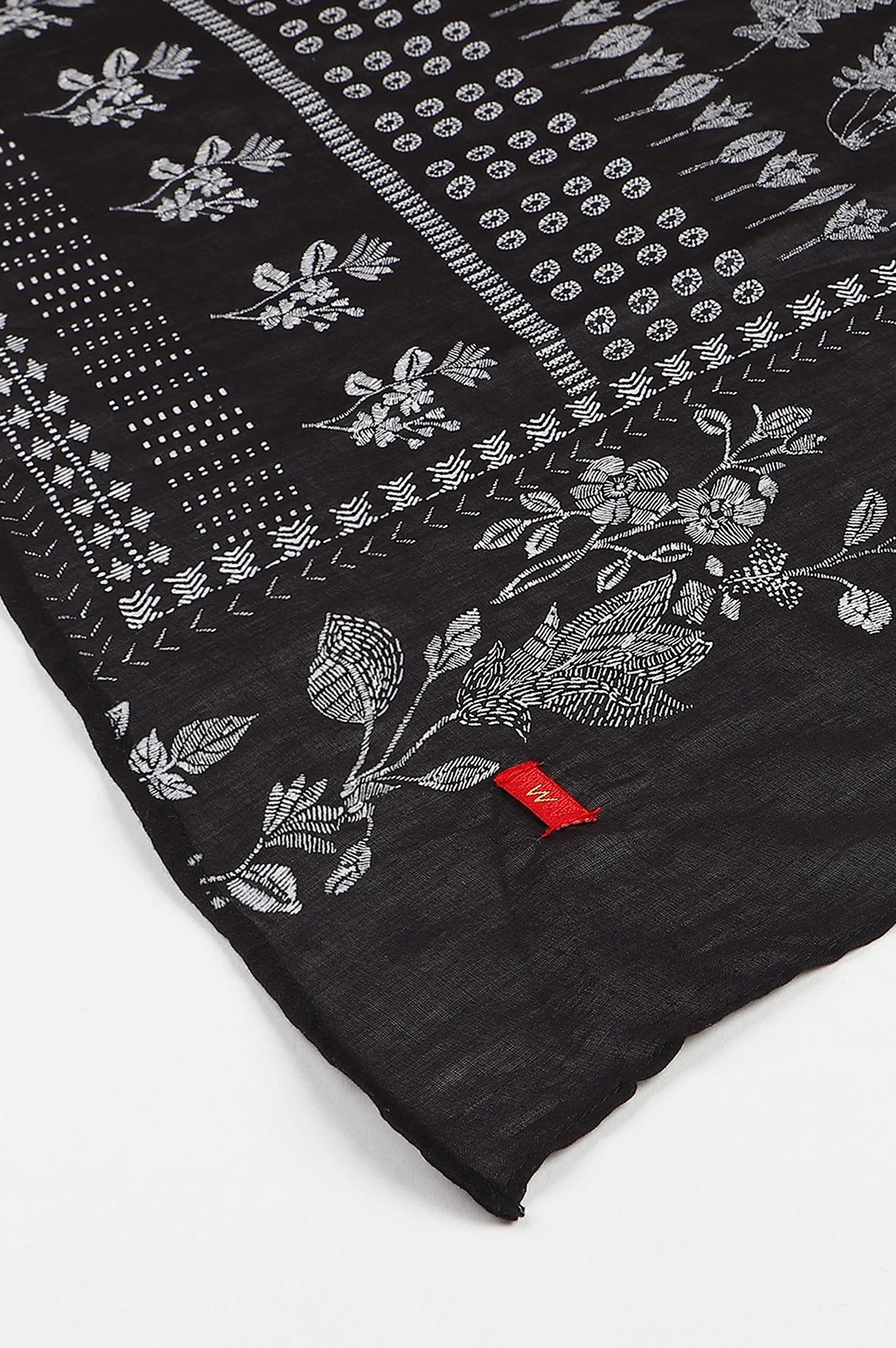 Ecru Voile Printed Dupatta - Image 5