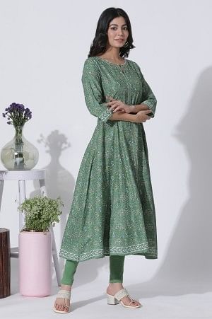 Forest Green Floral Printed Panelled Kurta, Tights And Dupatta Set - Image 5