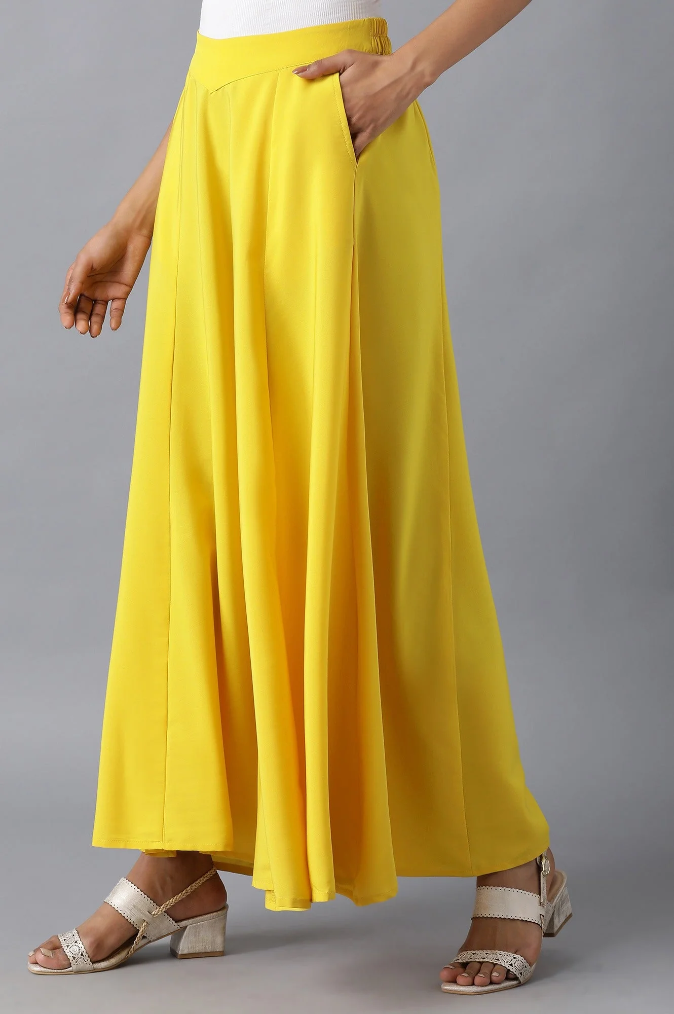 Yellow Solid Flared Woven Pants with Elasticated Waistband - Image 3
