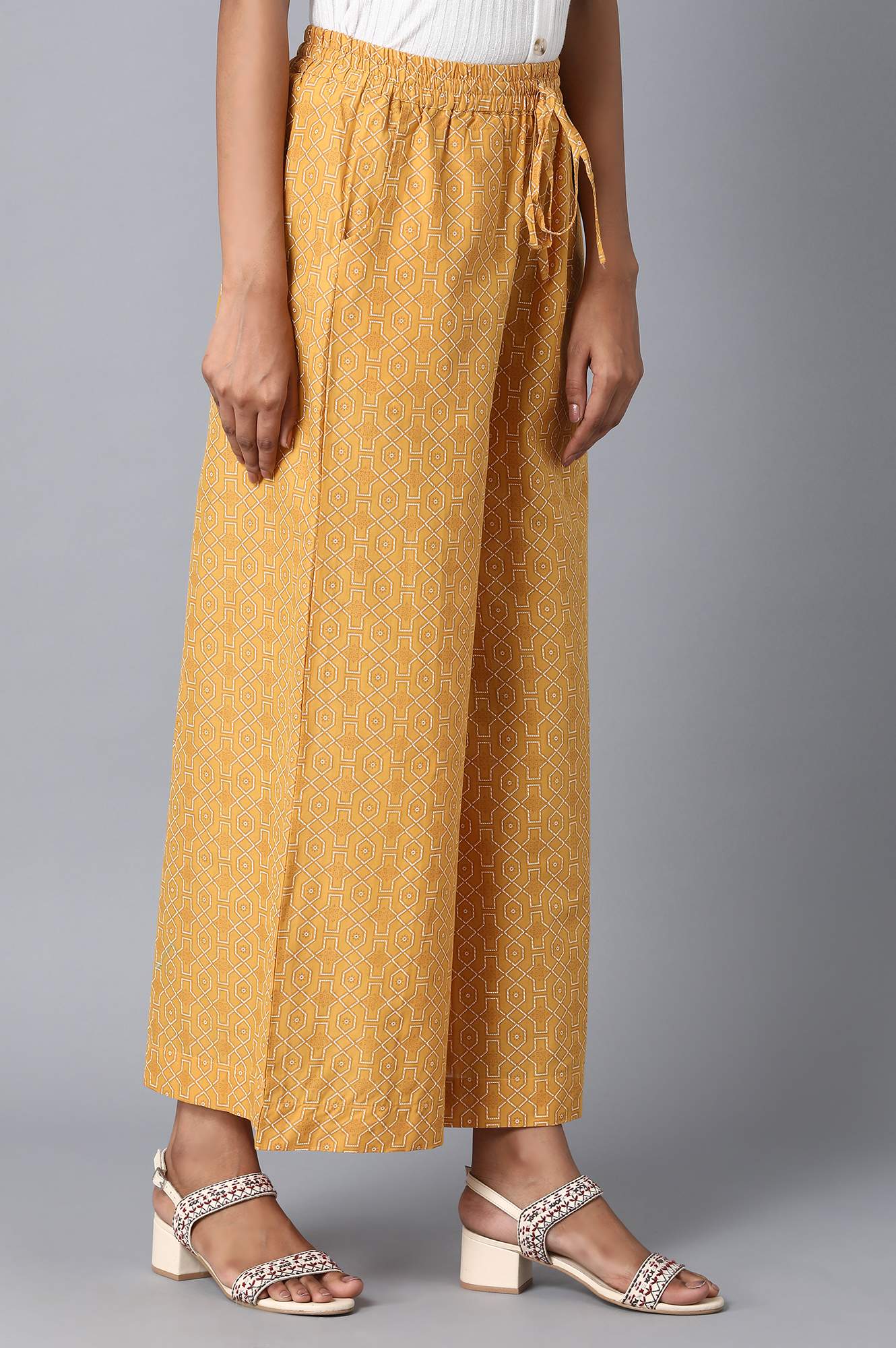 Elleven Women's Mustard Geometric Printed Straight-fit Cotton Palazzo with Drawstring - Image 4