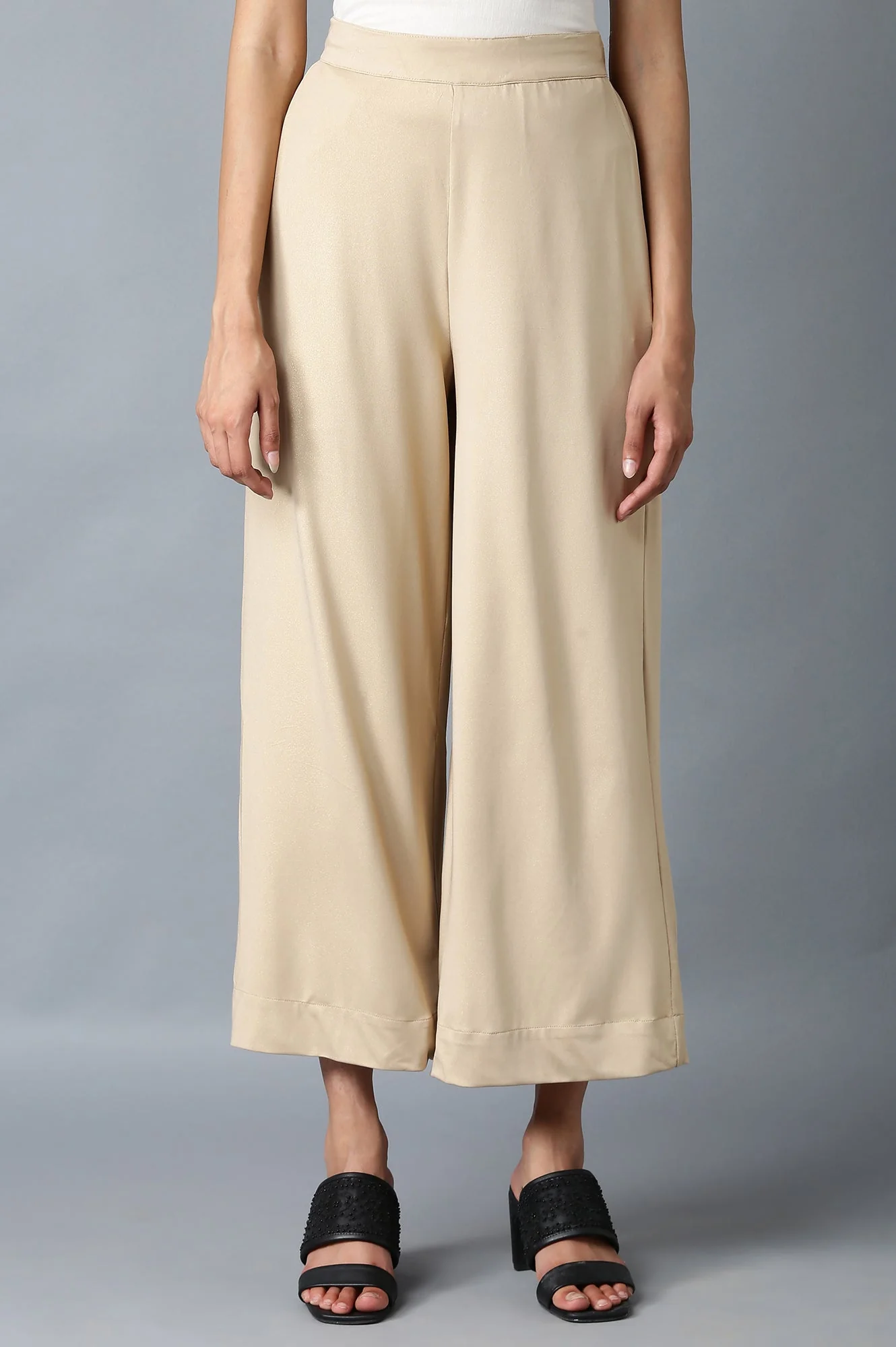 Elleven Women's Gold Solid Straight Fit Palazzo With Side Pockets - Image 2